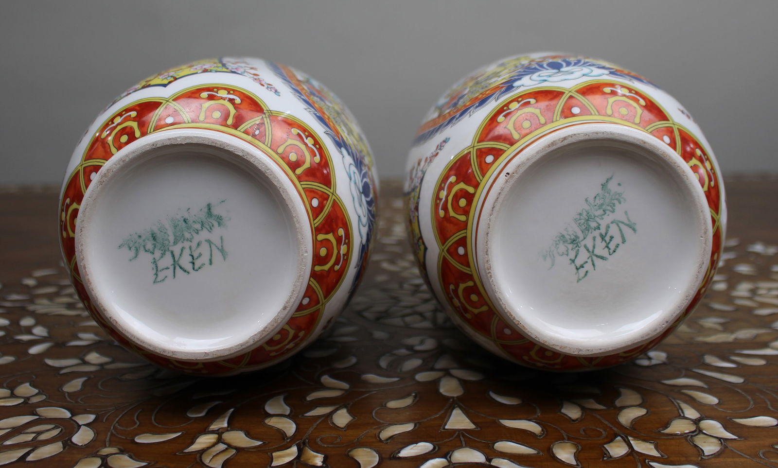 Pair of Vintage Japanese Kutani-Style Porcelain Vases - 3