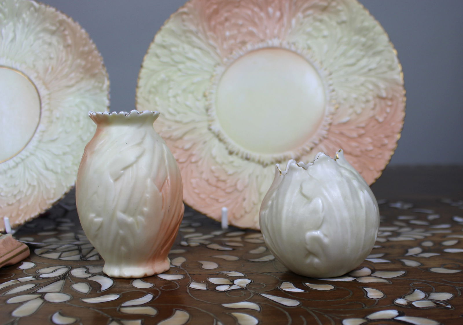 Collection of Antique Locke & Co Worcester ‘Blush Ivory’ Porcelain - 5
