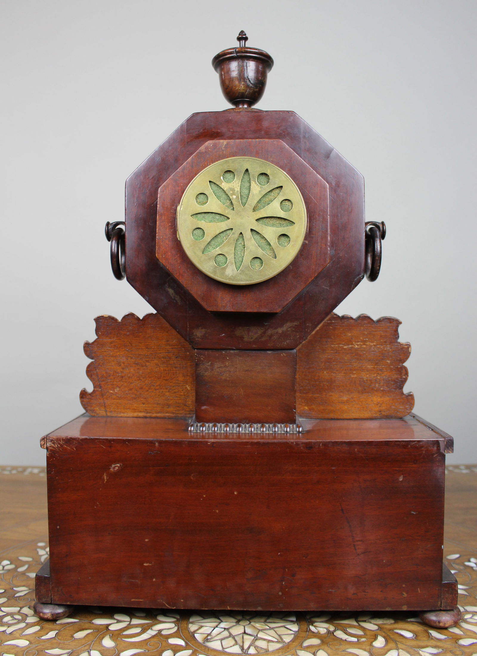 Antique 19th-Century Brass Inlaid Mantel Clock - 5