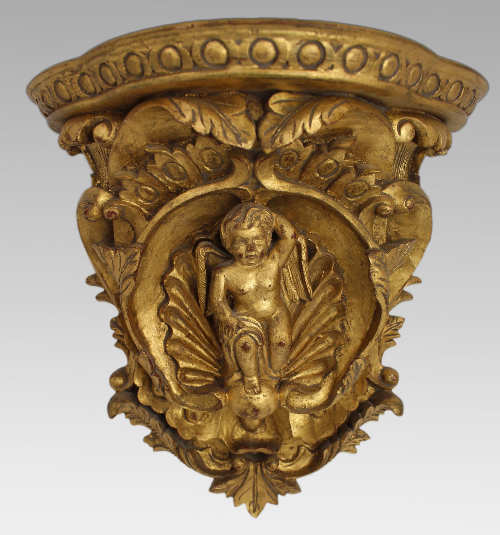 Pair of Carved Giltwood Wall Brackets with Cherub Motifs - 9