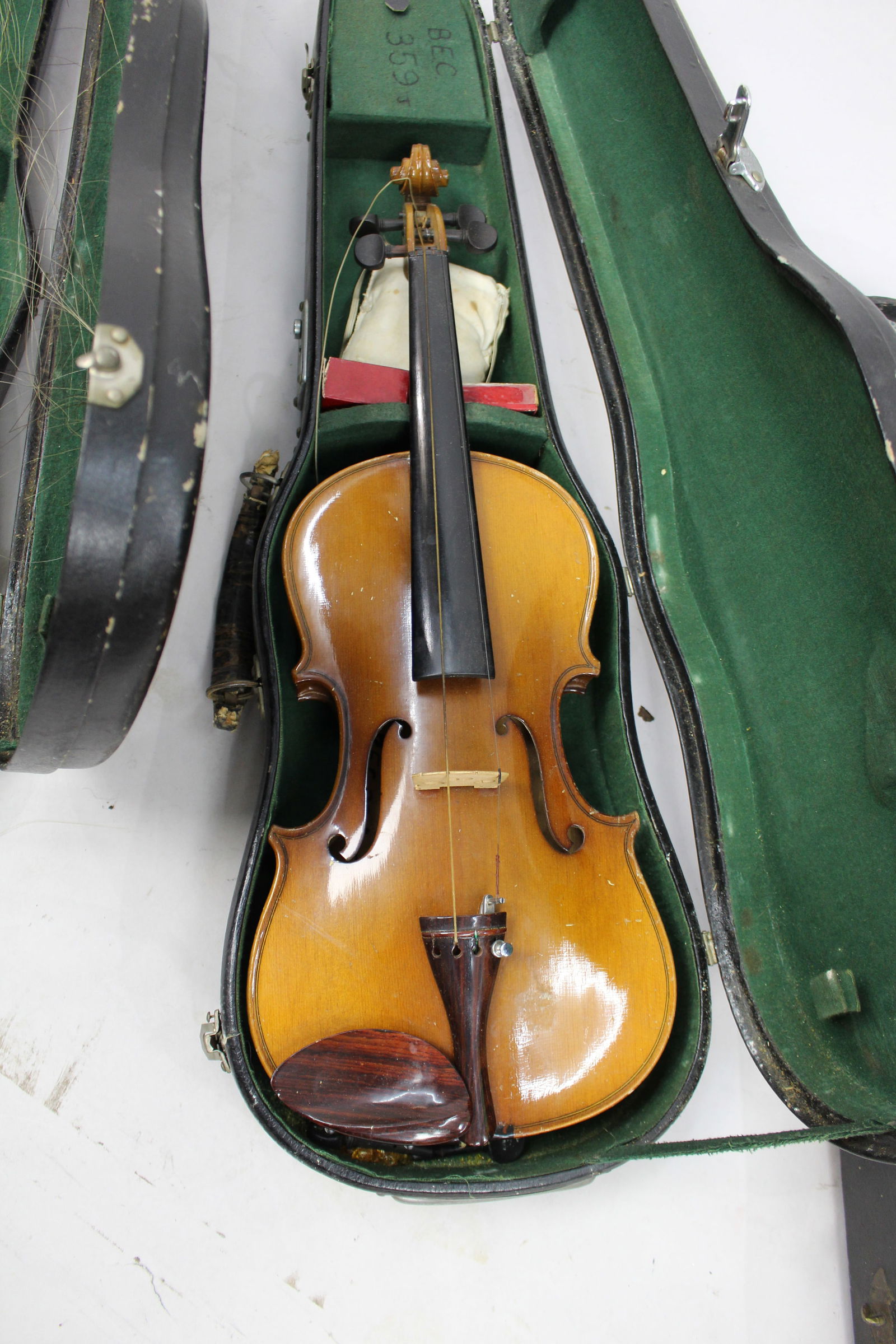 Vintage Violin, Bow & 3 Cases - 3