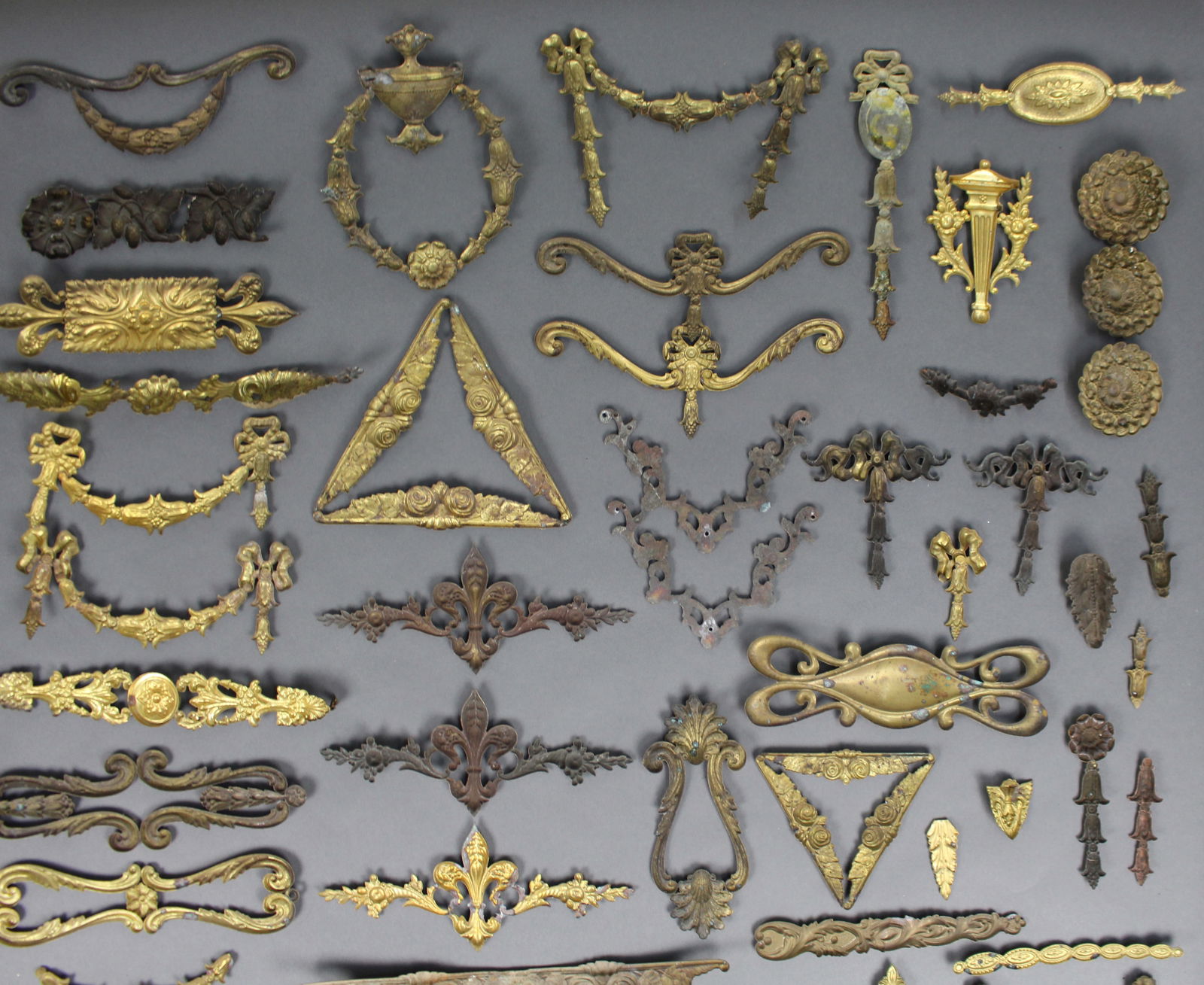 Large Collection of Vintage Brass Furniture Mounts & Decorative Appliqués - 12