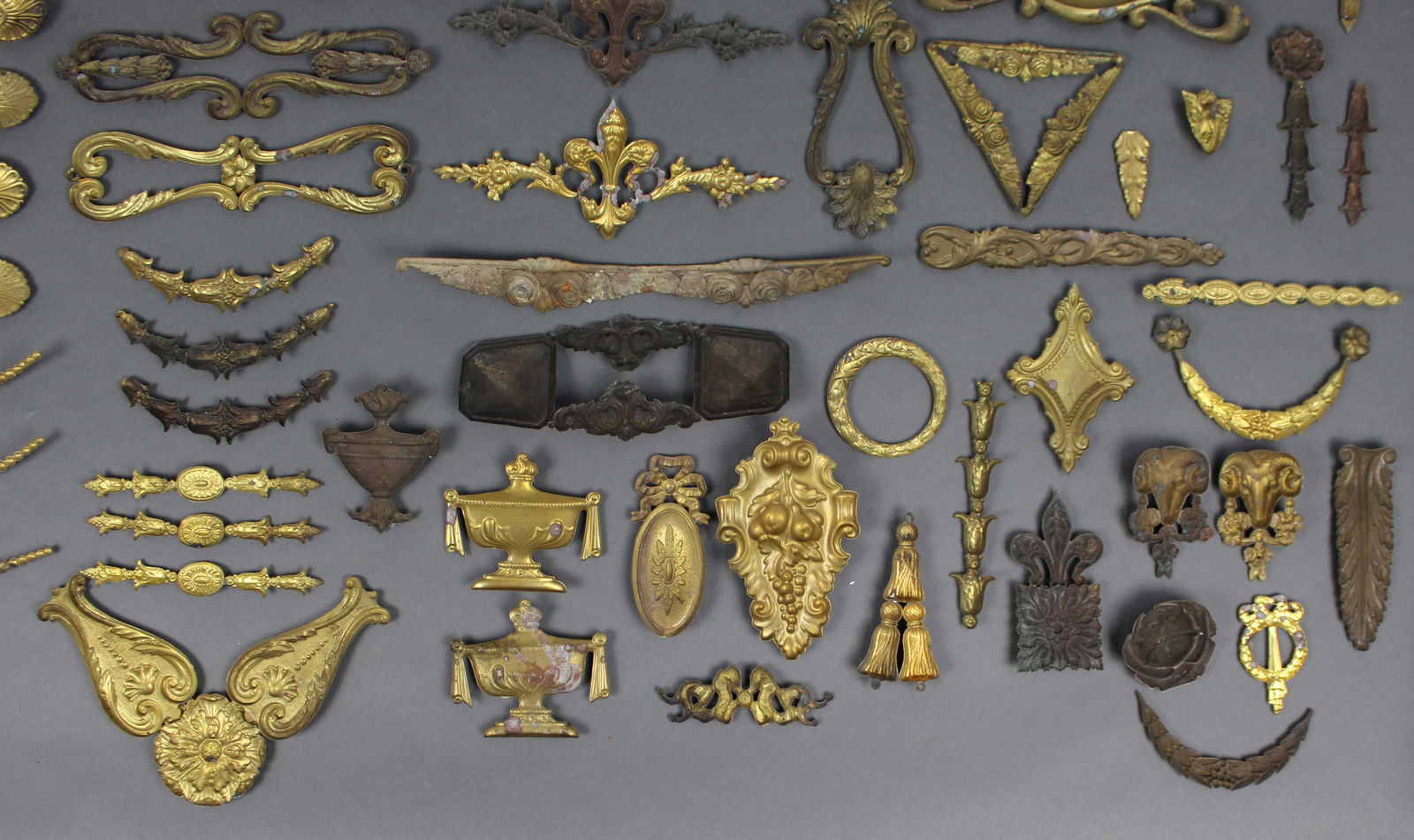 Large Collection of Vintage Brass Furniture Mounts & Decorative Appliqués - 13
