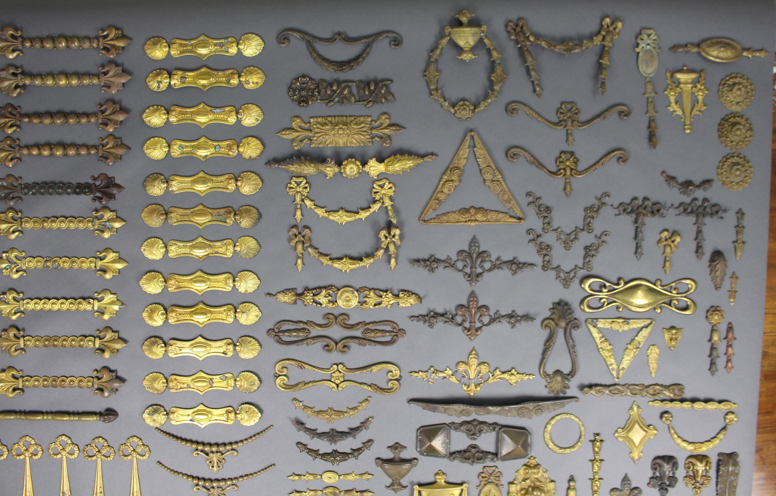 Large Collection of Vintage Brass Furniture Mounts & Decorative Appliqués - 4