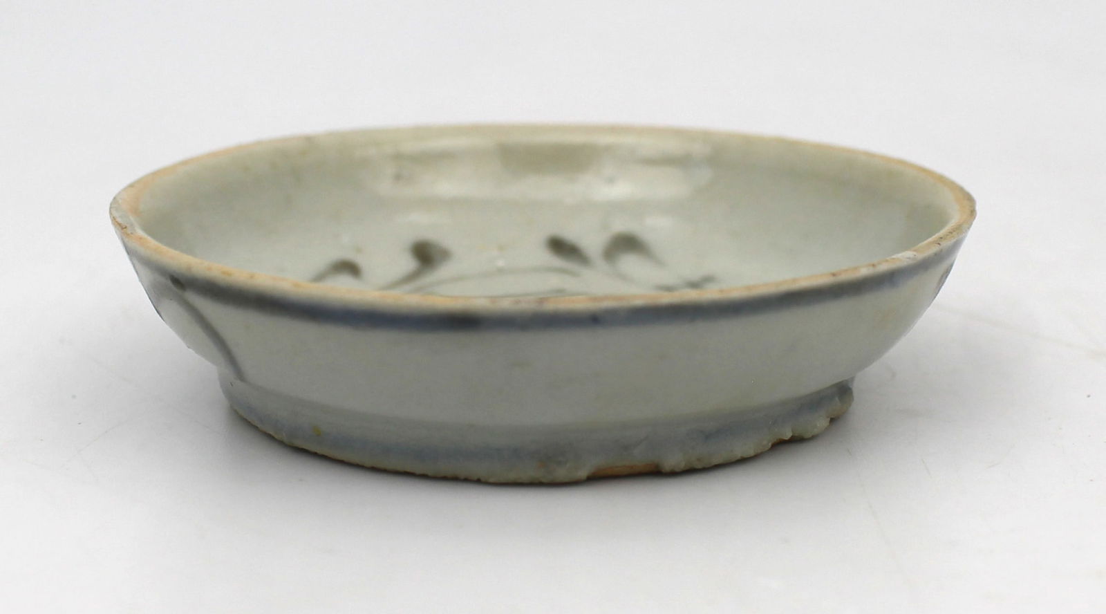 Korean Buncheong Brushwork Dish, Joseon Dynasty (15th–16th Century) - 2