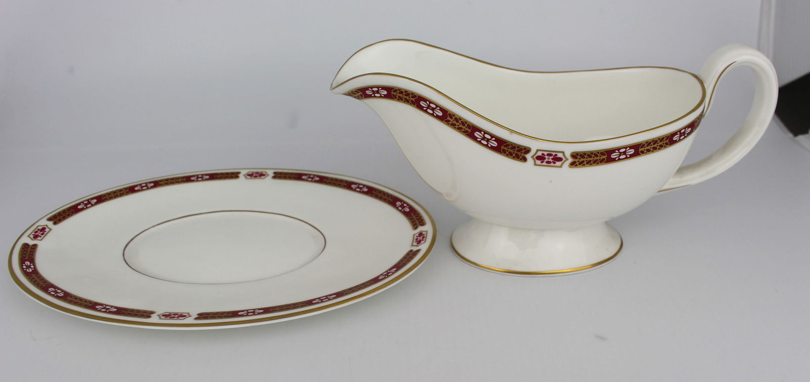 Colelction of Royal Worcester “Grosvenor” Red & White – Sauce Boat & Stand, and Tw - 7