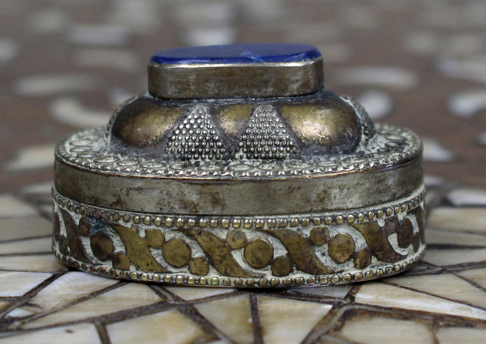 Antique Lapis Islamic Metal Kohl Snuff Box - 2
