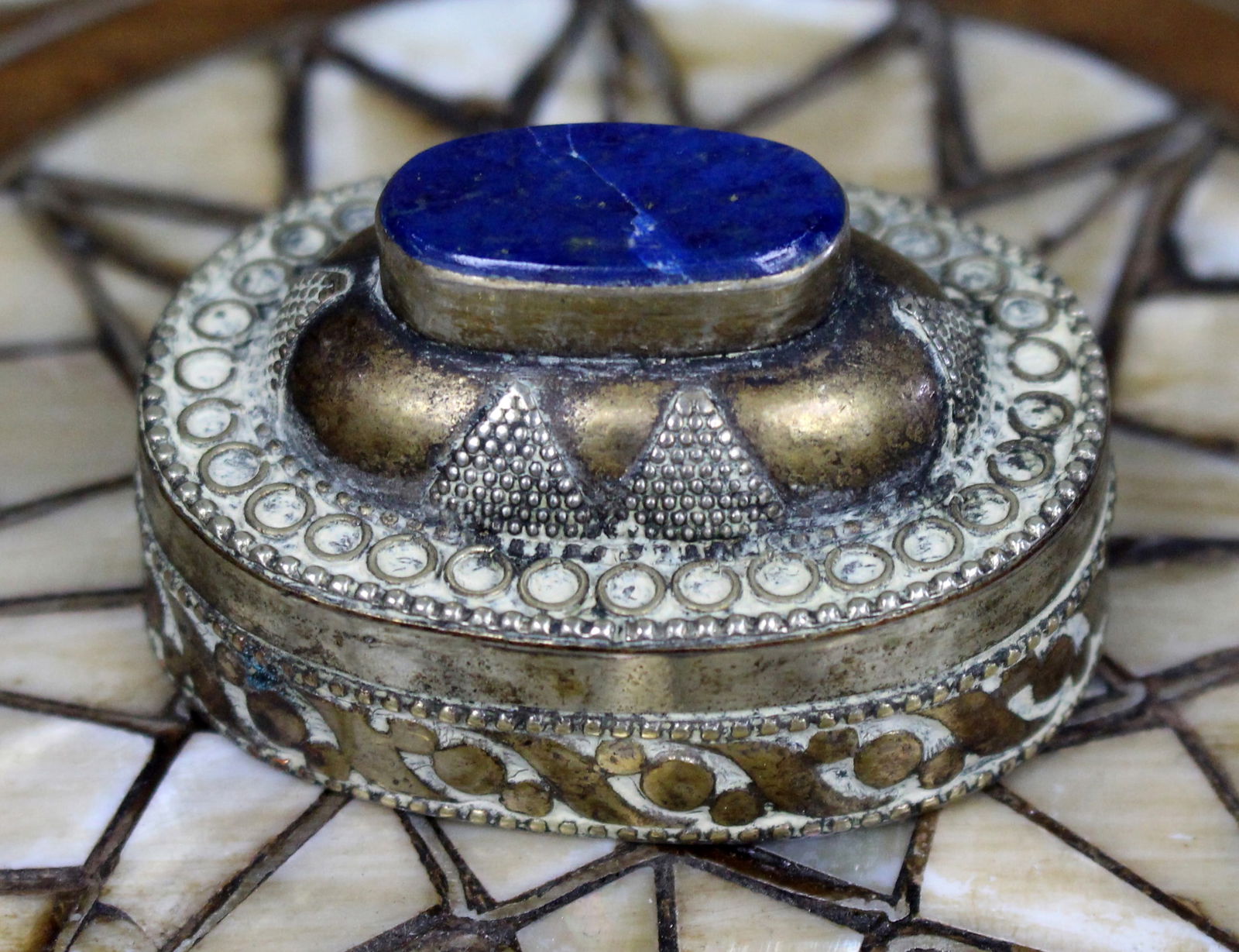 Antique Lapis Islamic Metal Kohl Snuff Box - 3