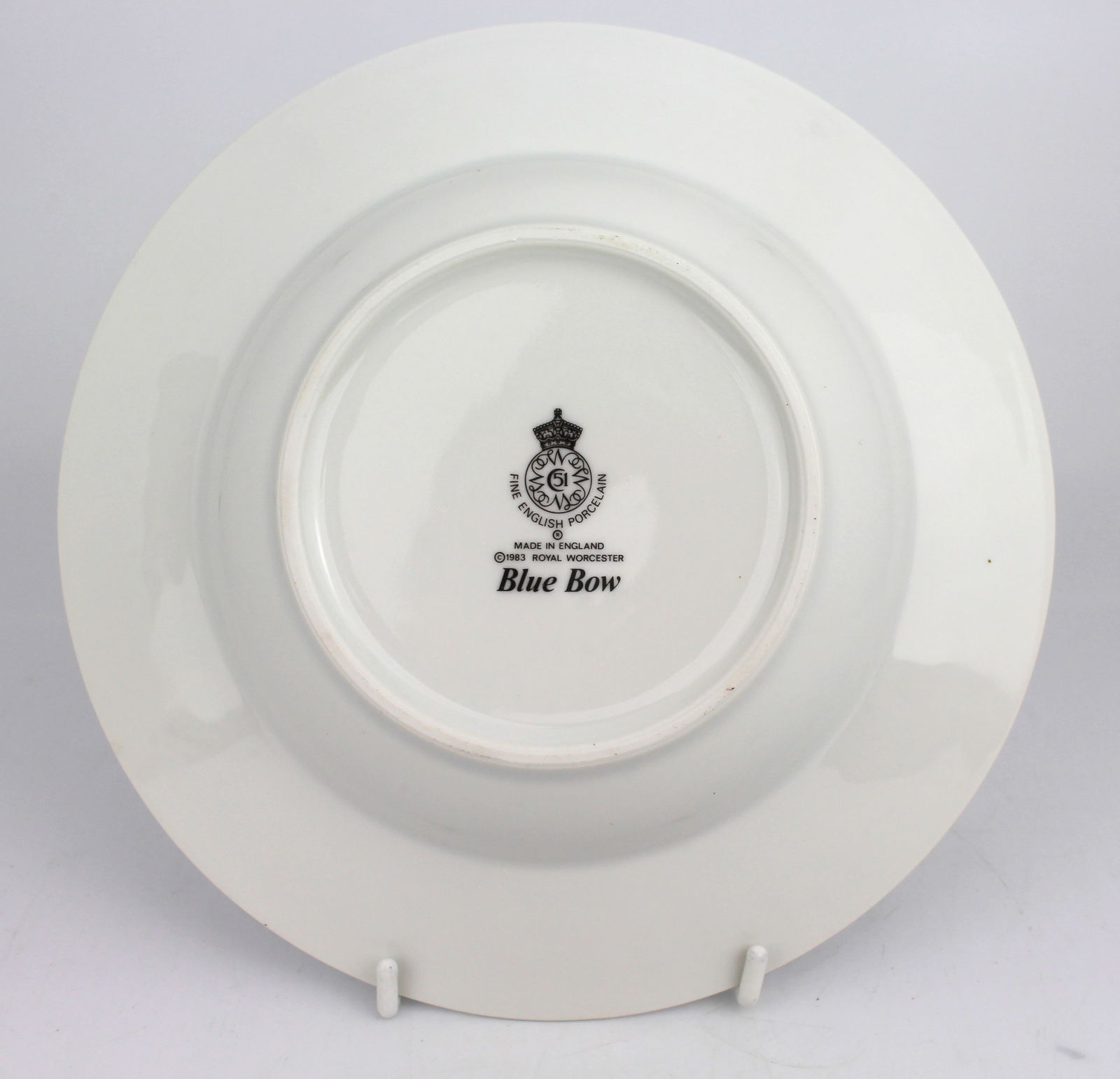 Royal Worcester “Blue Bow” Dinner Service – Plates & Tureen - 9