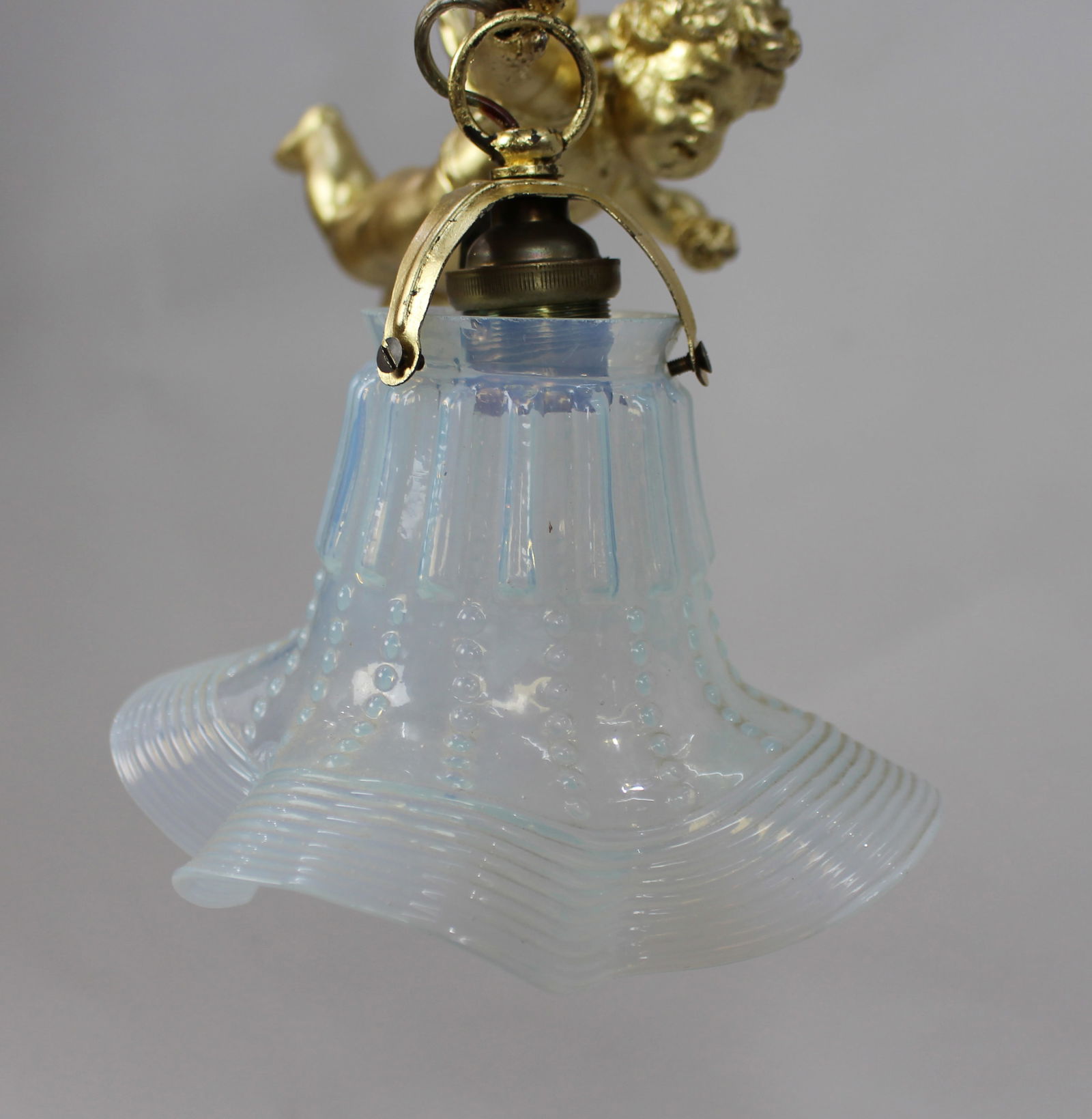 Early 20th Century French Cherub Light with Vaseline Glass Shade - 9