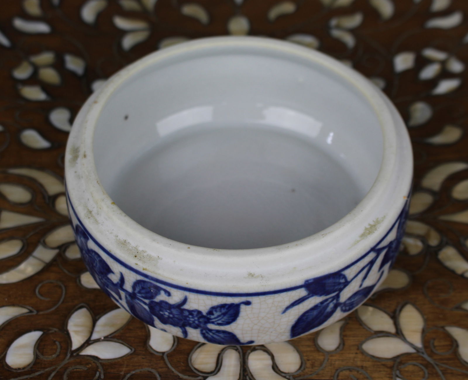 Victorian Blue & White Transfer-Printed Earthenware Bowl / Cachepot - 4