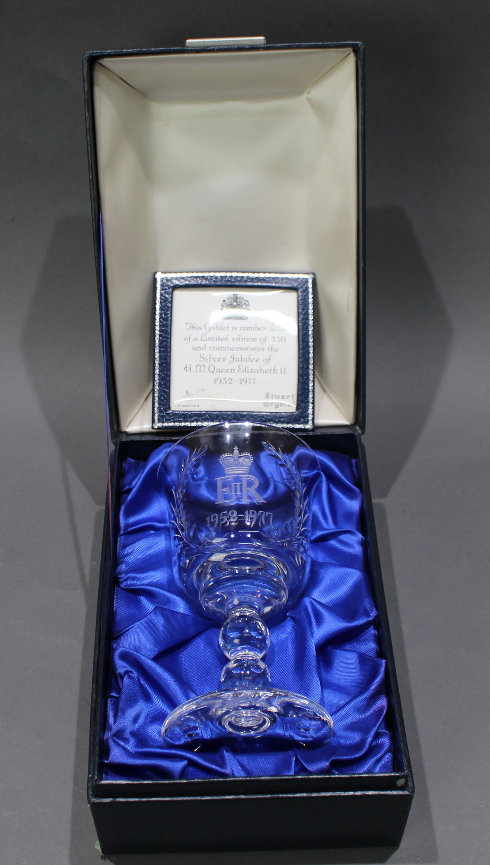 Cased Stuart Crystal Commemorative Silver Jubilee Goblet: Title: Cased Stuart Crystal Commemorative Silver Jubilee Goblet Description: Cased Stuart Crystal Commemorative Silver Jubilee Goblet Stuart, made in England. Fine quality. Pro