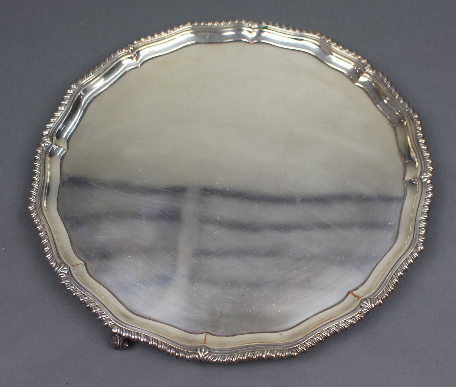 Late Victorian Silver-Plated Footed Serving Tray (1 of 4)