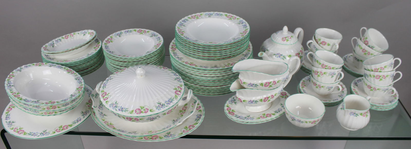 Royal Worcester English Garden 12 Place Dinner Service - 2