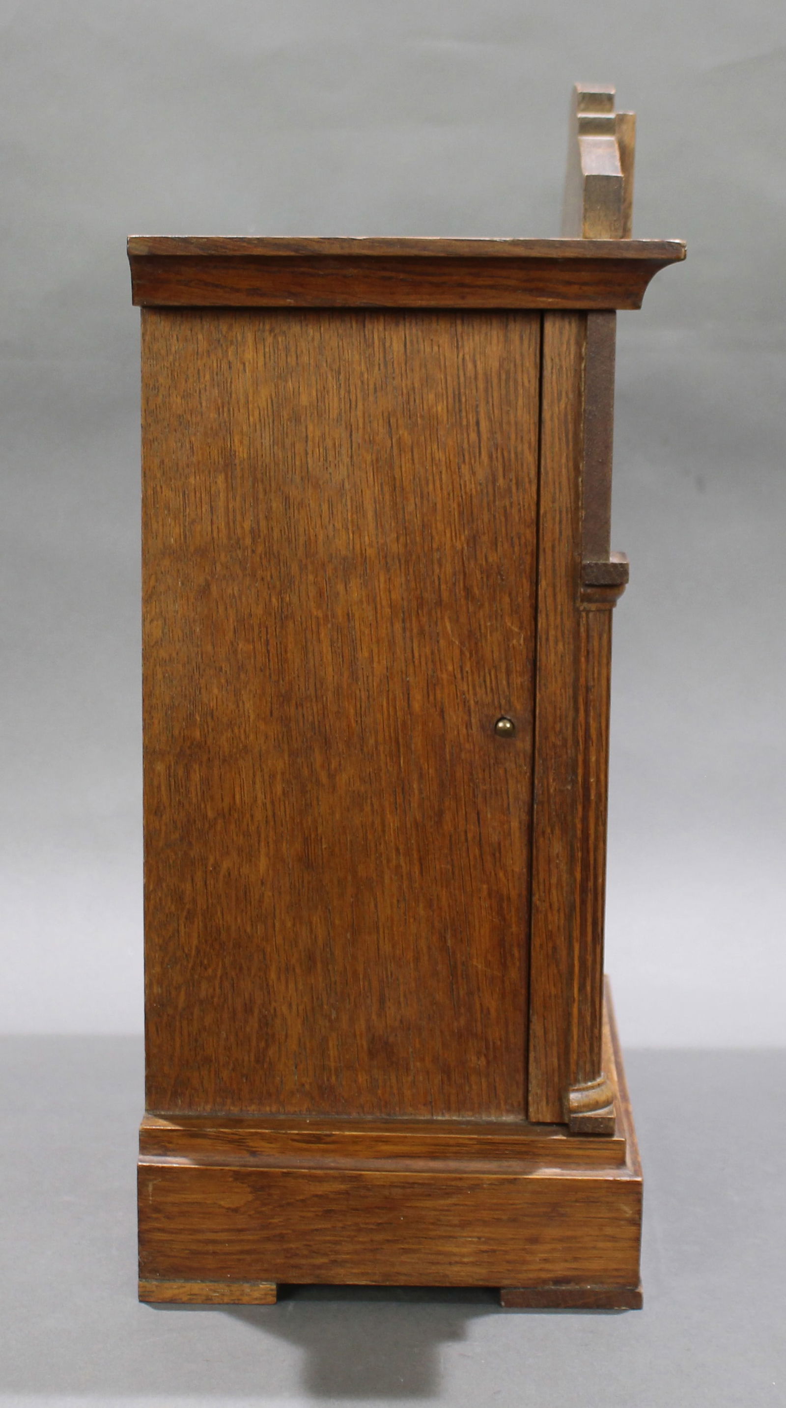 Early 20th c. German Oak Cased Mantle Clock by Badische Uhrenfabrik - 3