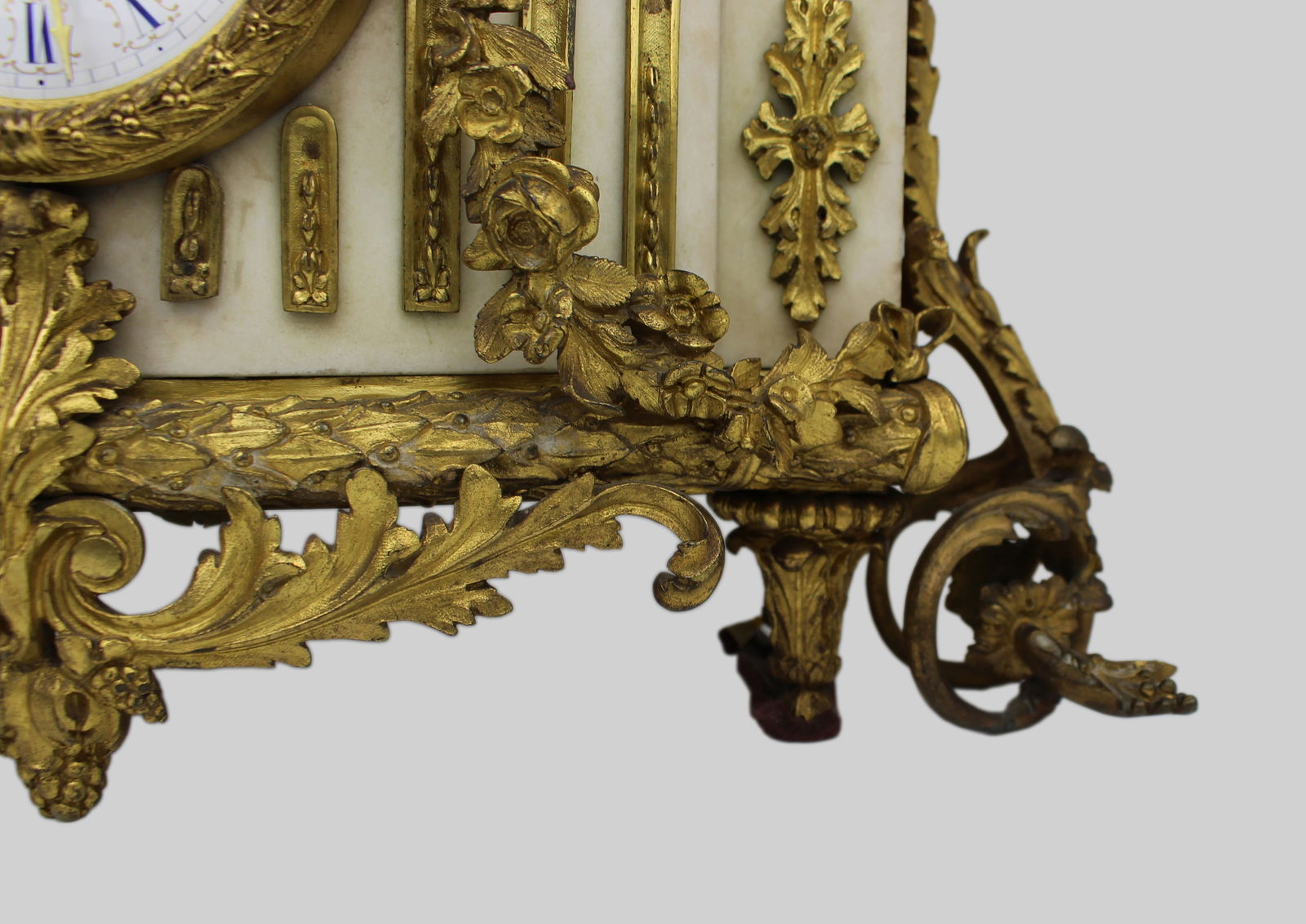 Fine 19th Century French Ormolu & Bronze Mantel Clock - 9