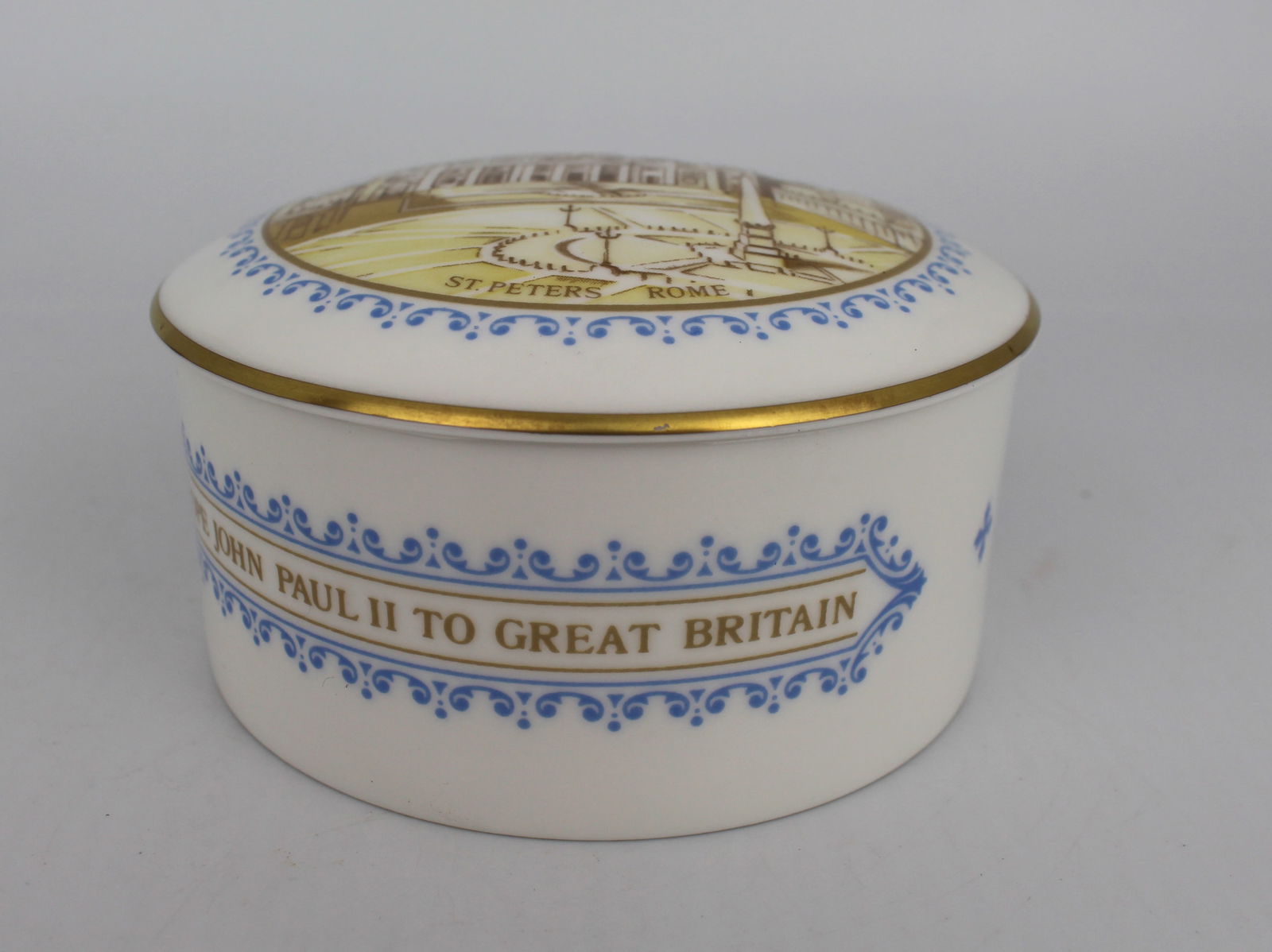 Royal Worcester St Peter's Rome Lidded Circular Box - 2