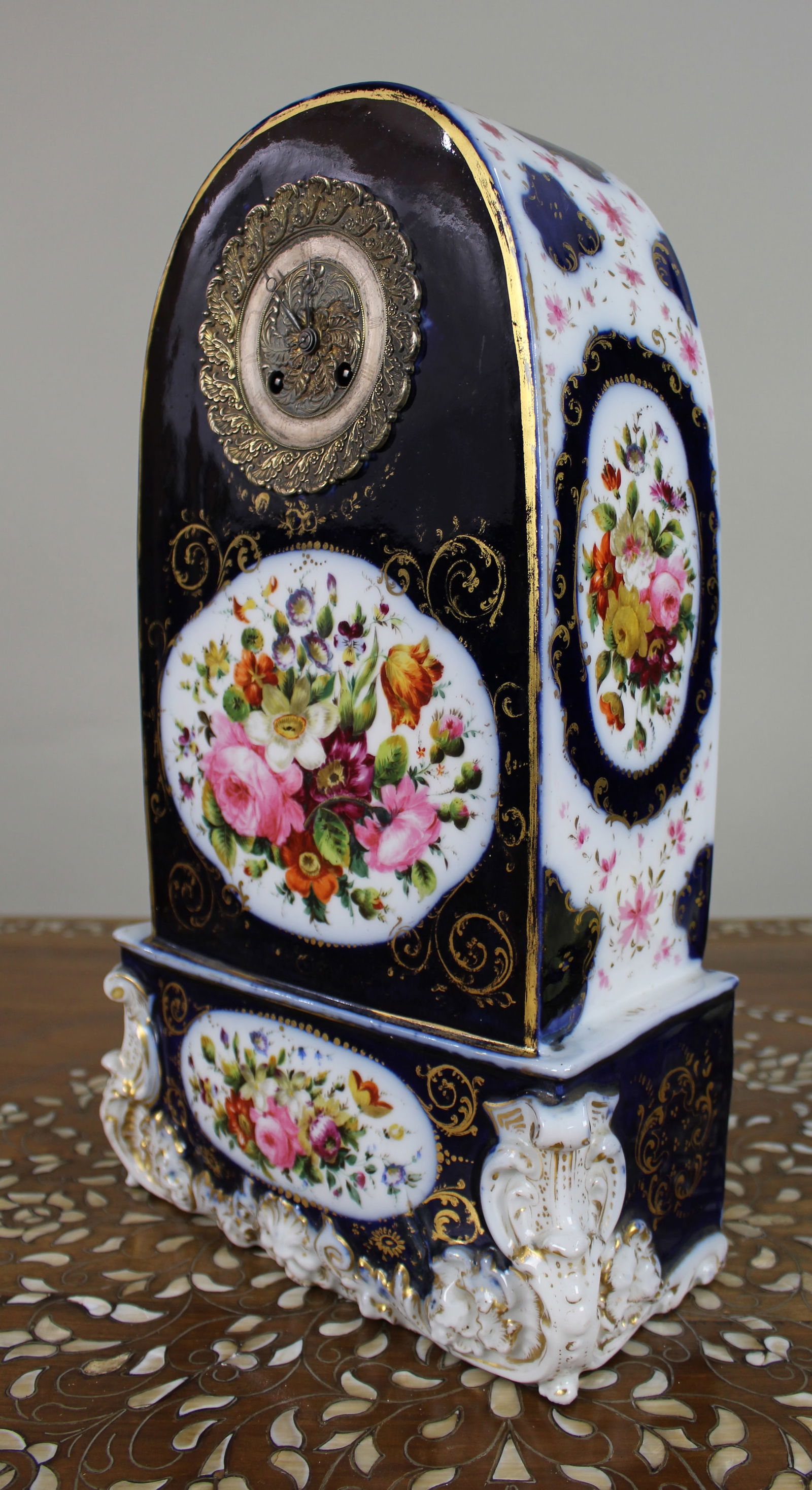 Mid-19th Century French Porcelain Rococo Revival Mantel Clock - 5