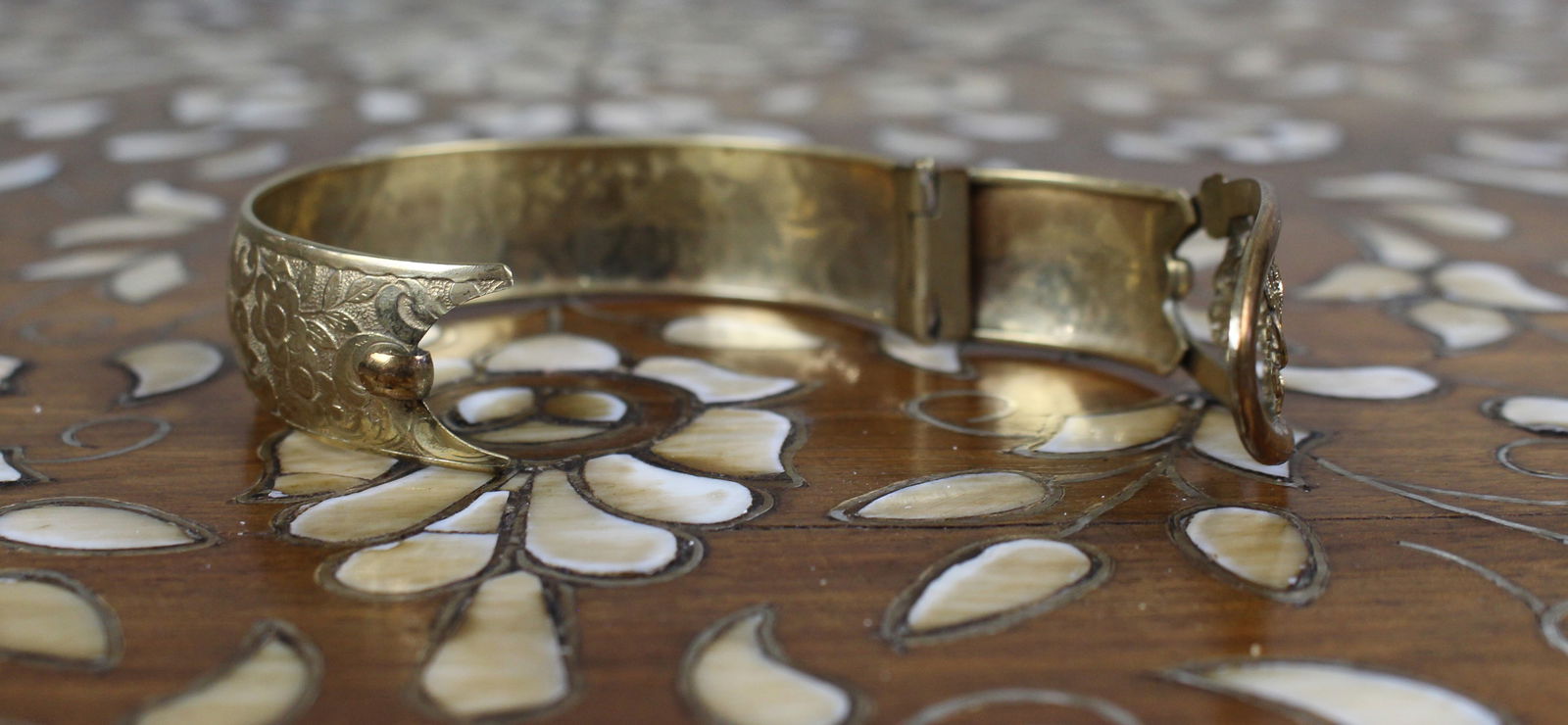 Antique Gilt Filigree Hinged Bangle c.1900 - 6