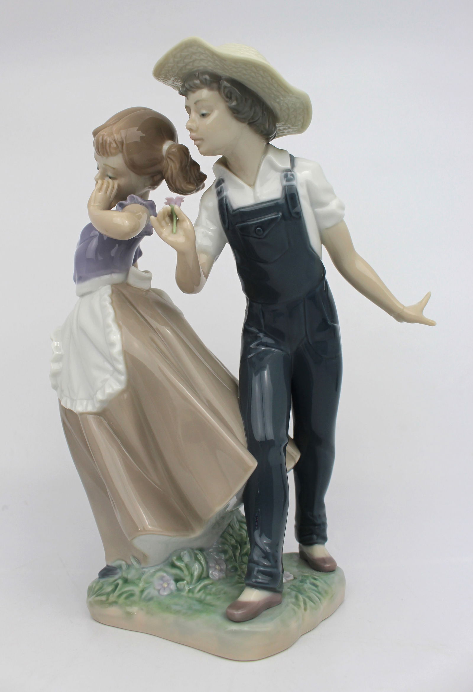 Lladro Figurine (1 of 4)