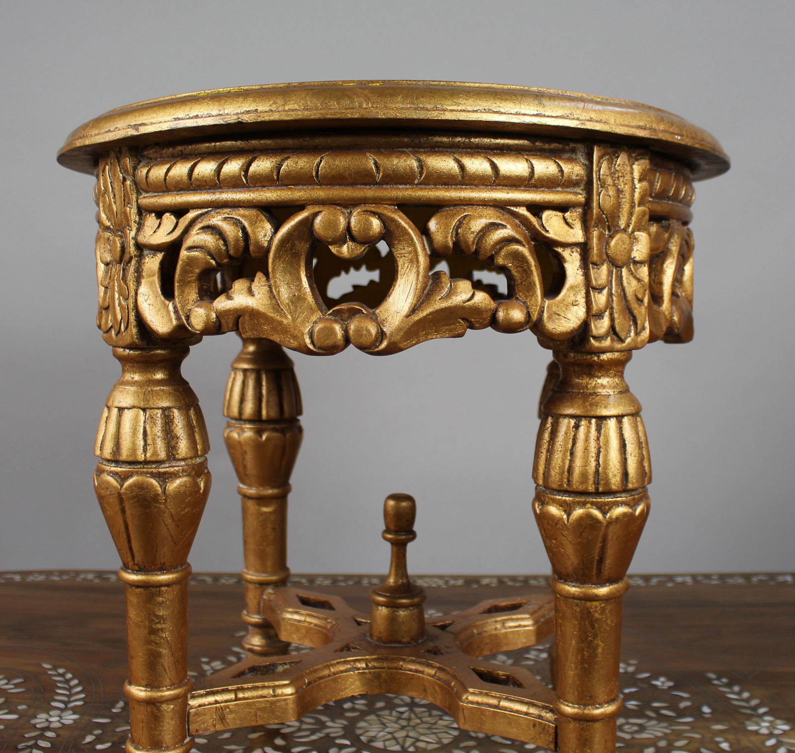 Louis XV Style Giltwood Rouge Marble Lamp Table - 10