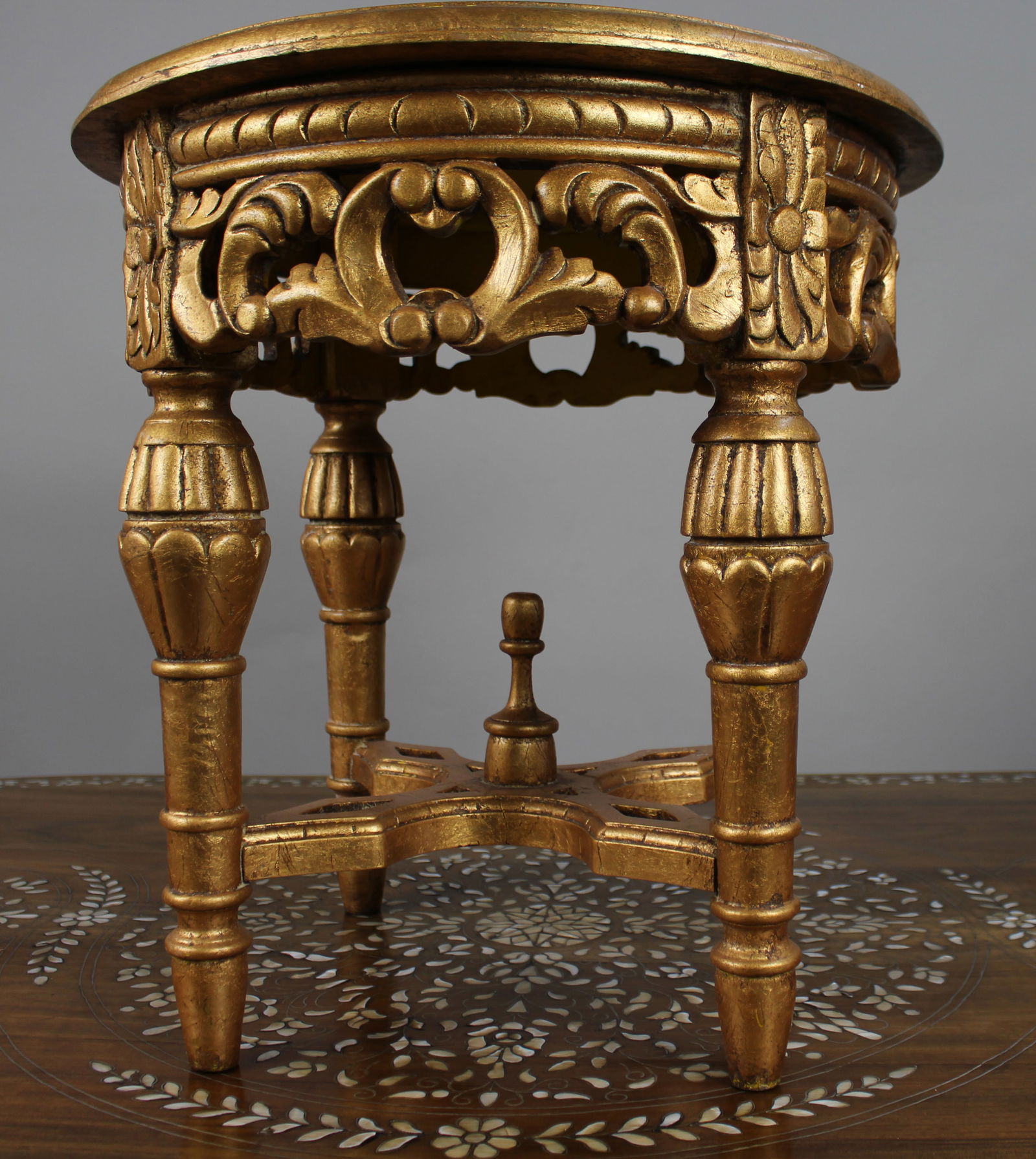 Louis XV Style Giltwood Rouge Marble Lamp Table - 8