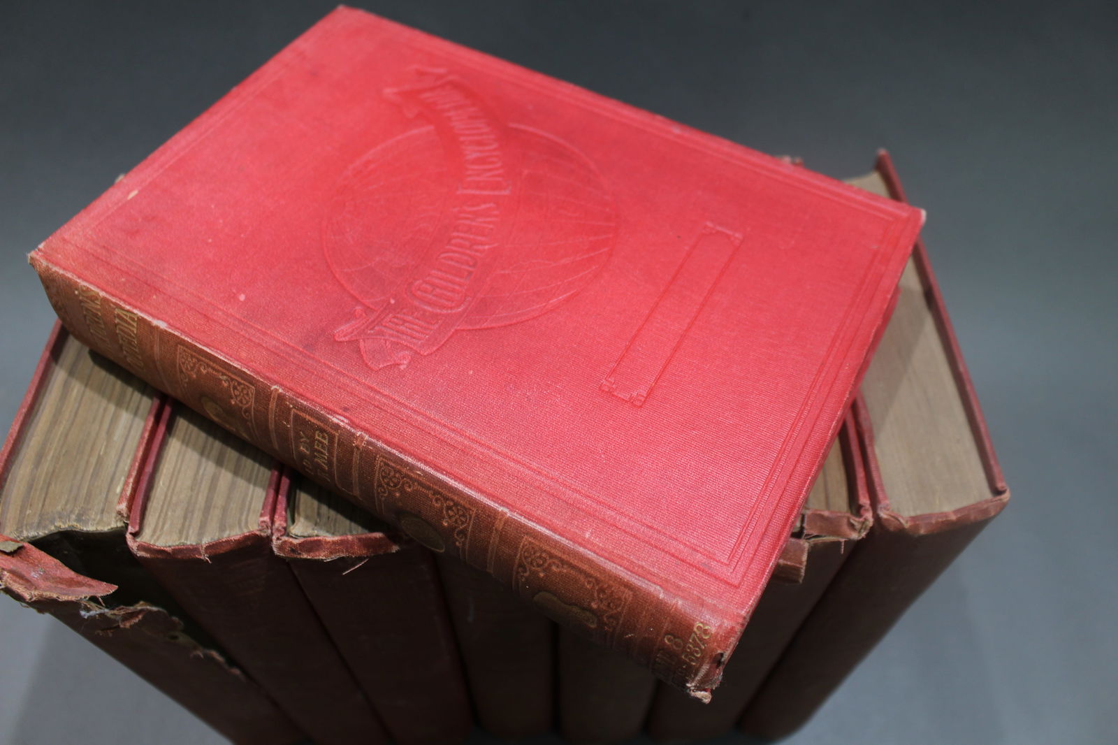 The Children's Encyclopaedia Edited by Arthur Mee 8 Volumes - 3