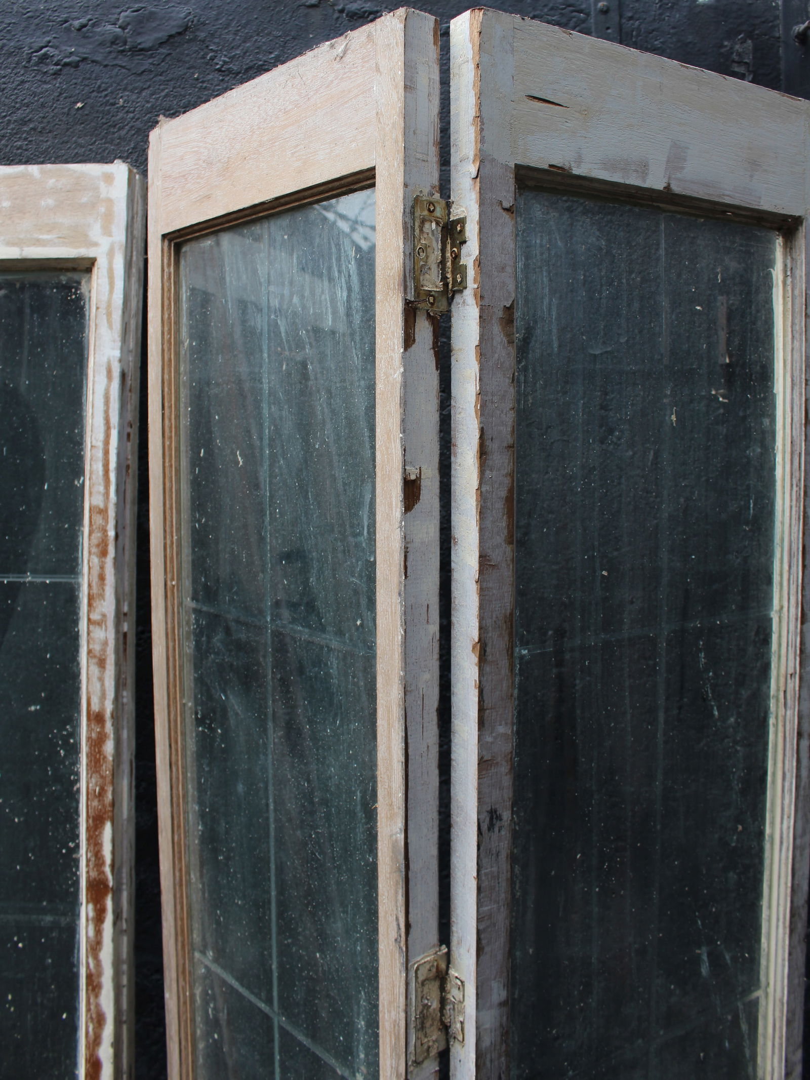 Set of 4 Vintage Carved Wood Bevelled Glazed Hinged Doors - 10