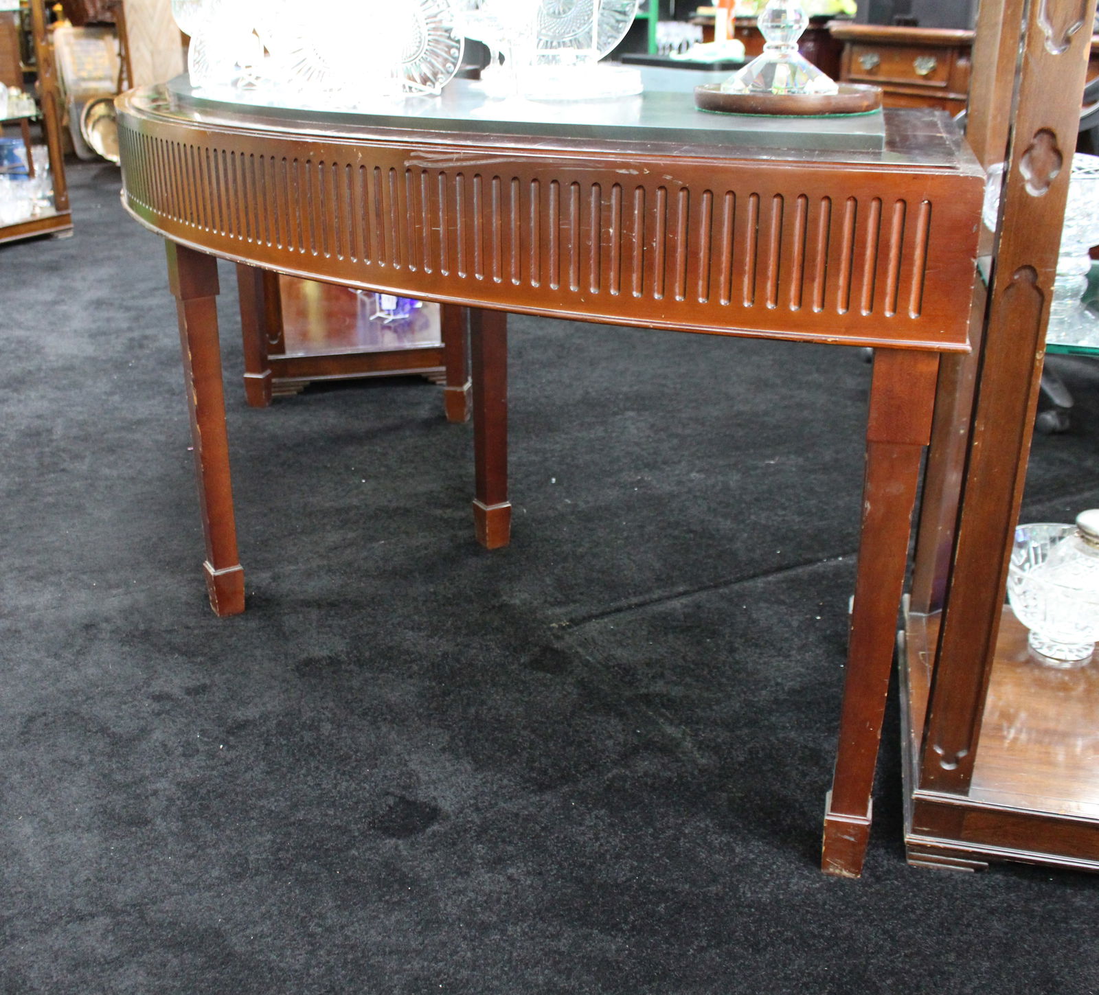 Large and Heavy Mahogany Console Table with Reeded Frieze and Fixed Marble Top – c.20th Centur - 2