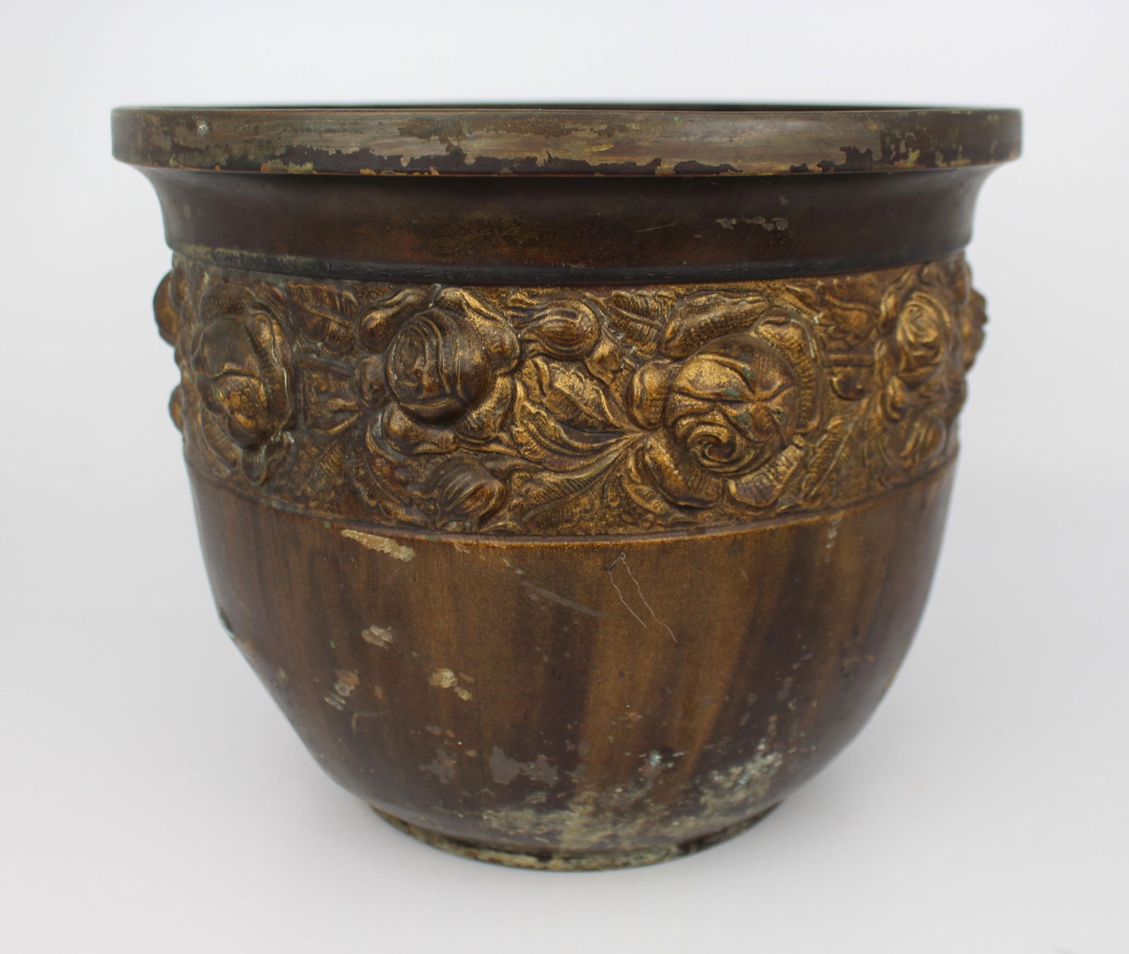 Chinese Gilt Bronze Cachepot with Floral Relief c.1880–1910 - 2