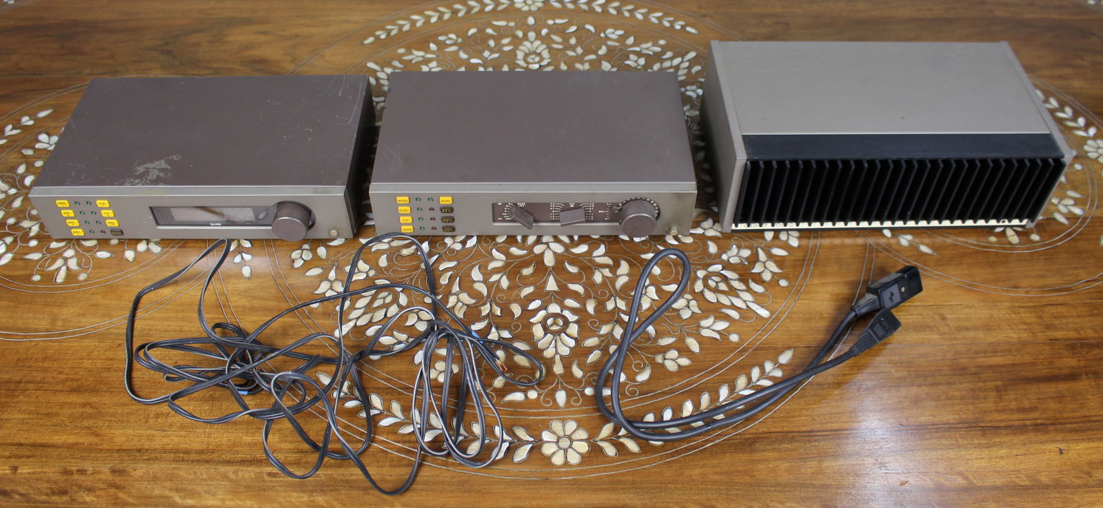 Quad 405-2 Power Amplifier, Quad 34 Preamp & Quad FM4 Tuner Vintage Hi-Fi System: Title: Quad 405-2 Power Amplifier, Quad 34 Preamp & Quad FM4 Tuner Vintage Hi-Fi System Description: Quad 405-2 Power Amplifier, Quad 34 Preamp & Quad FM4 Tuner Vintage Hi-Fi Syste