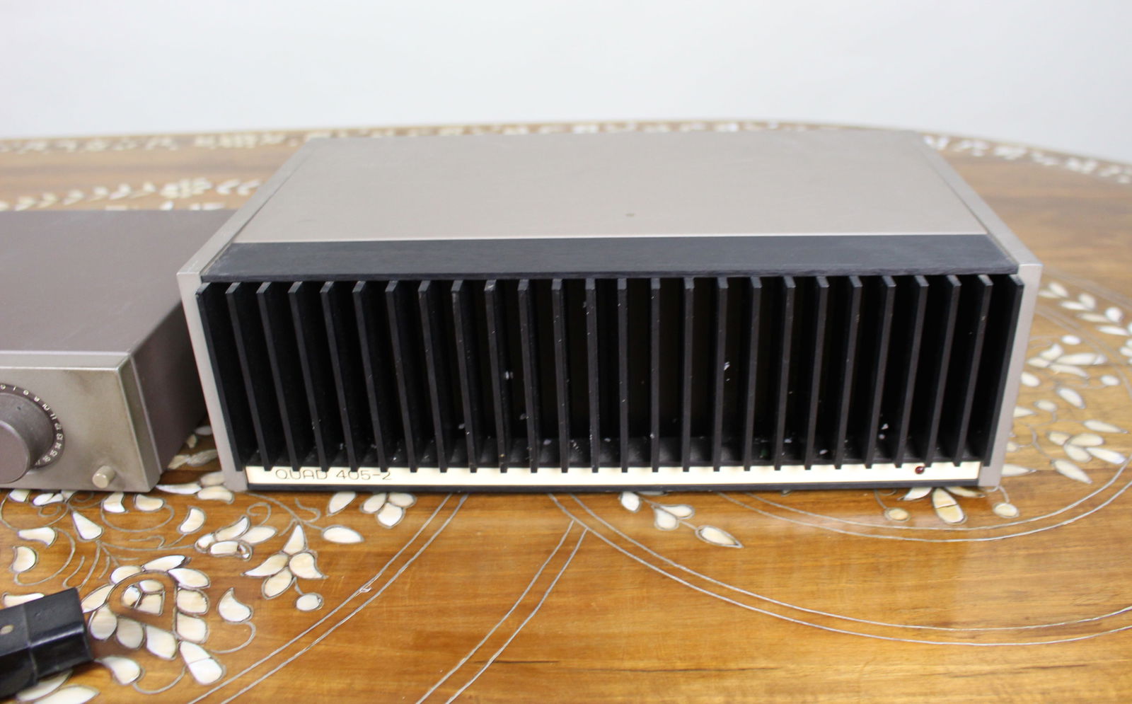 Quad 405-2 Power Amplifier, Quad 34 Preamp & Quad FM4 Tuner Vintage Hi-Fi System - 2