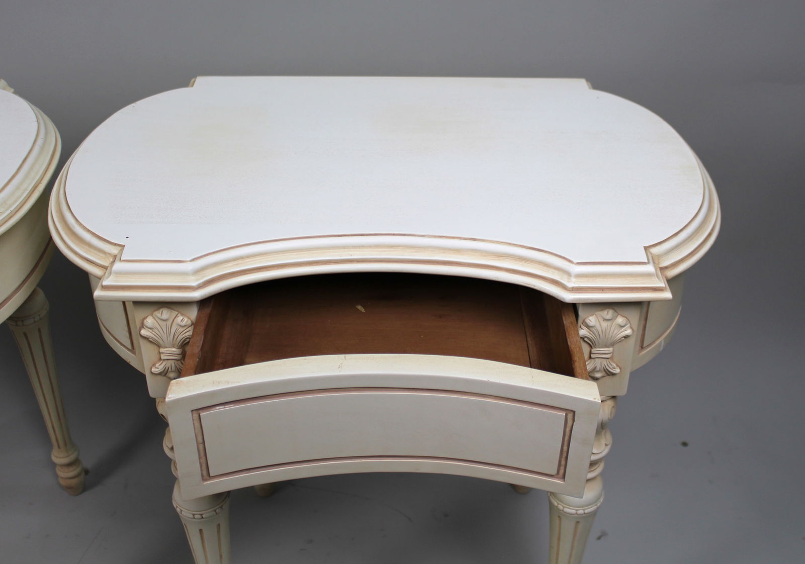 Pair of Cream Decapé Console Tables with Drawers - 7