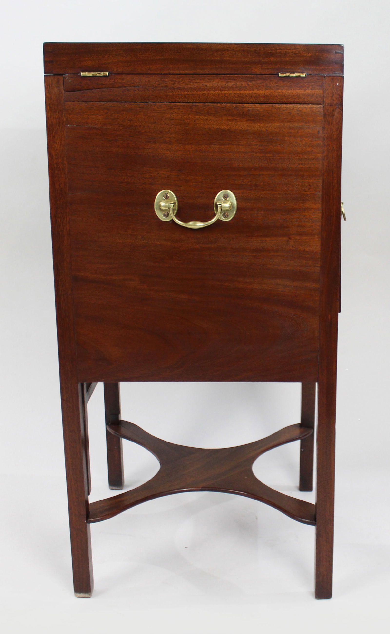 George III Mahogany Vanity Stand - 9