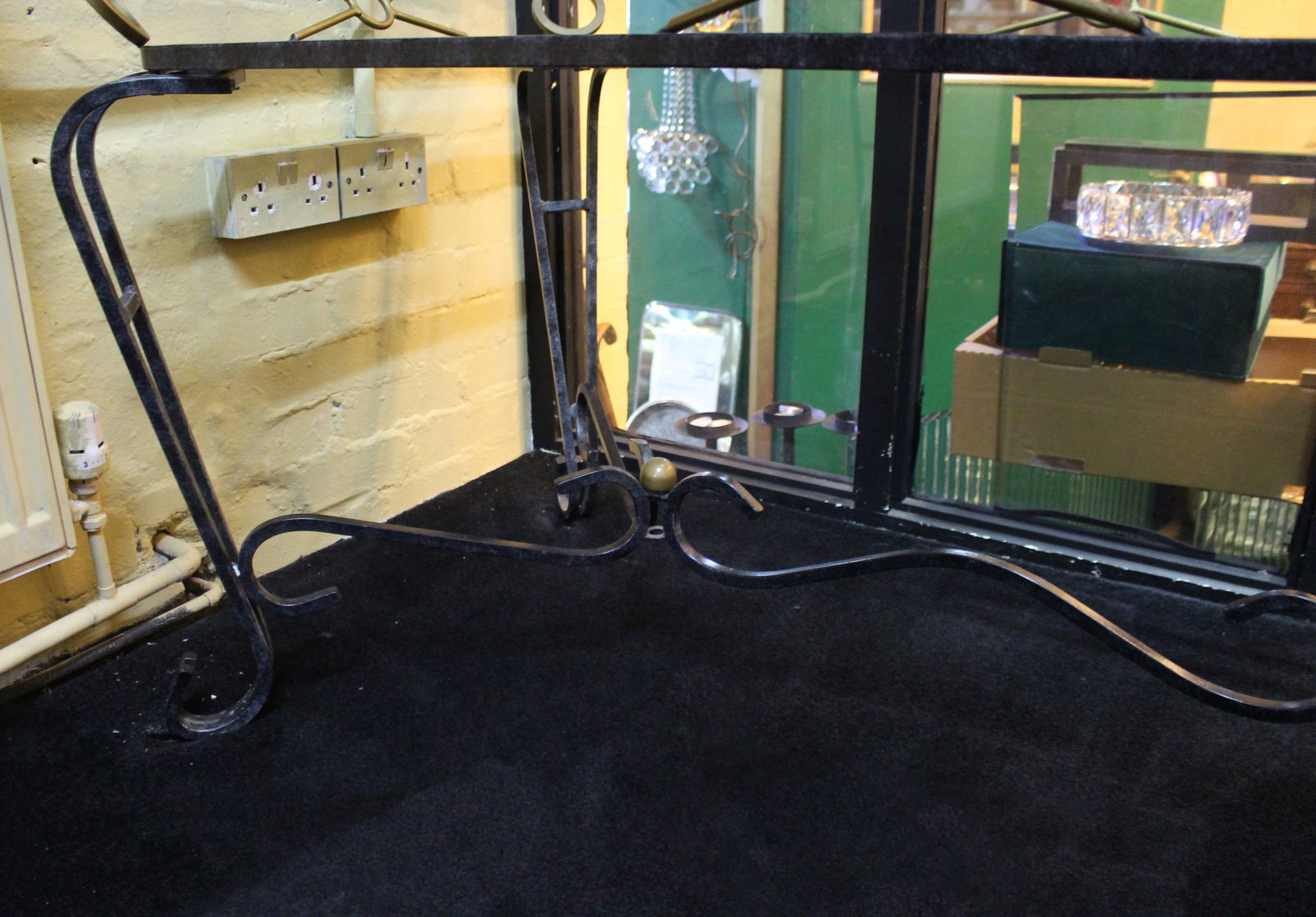 Hollywood Regency Ornate Metal & Glass Dining Centre Table - 9