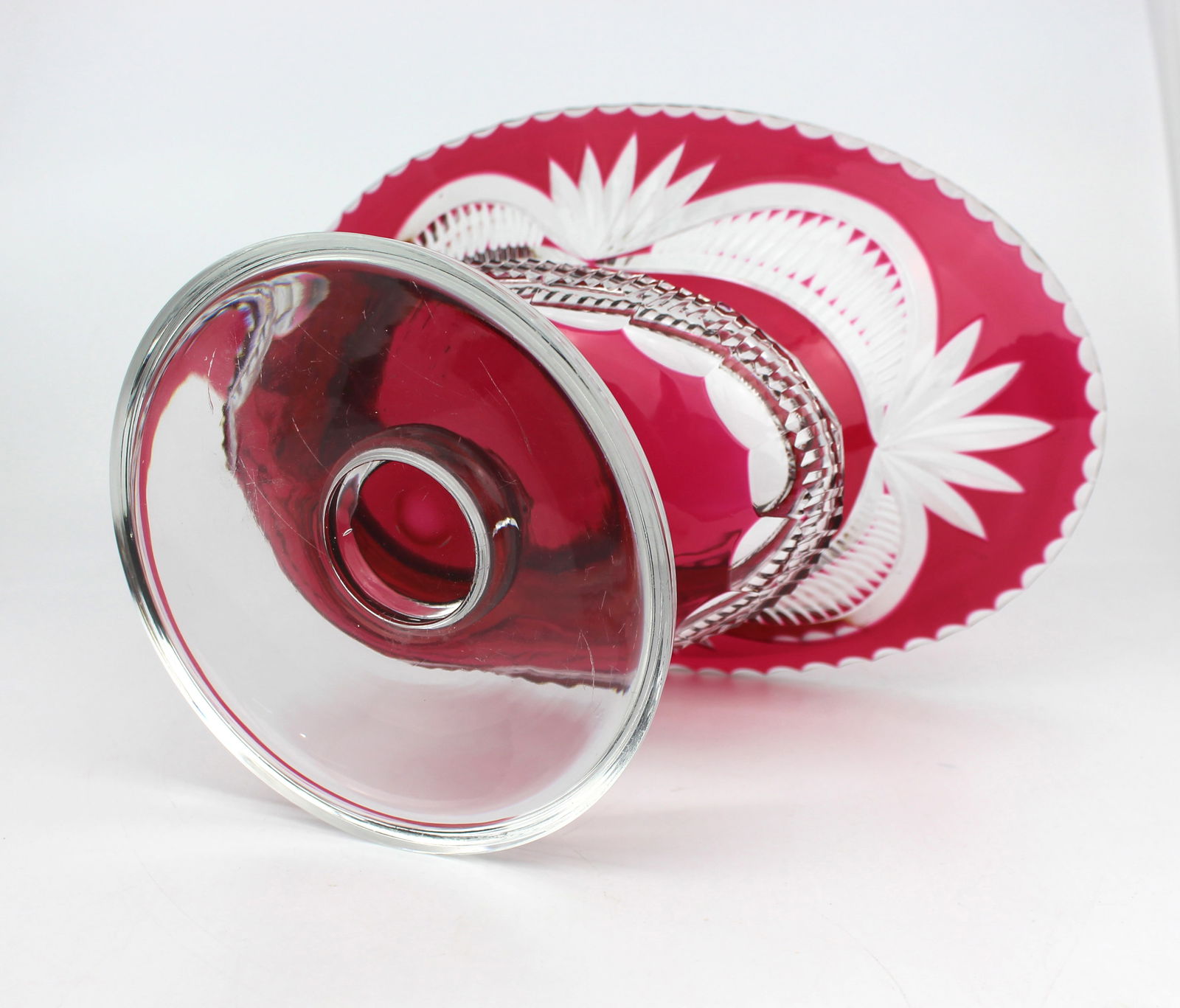Vintage Ruby Overlay Cut-to-Clear Crystal Centrepiece Vase - 9