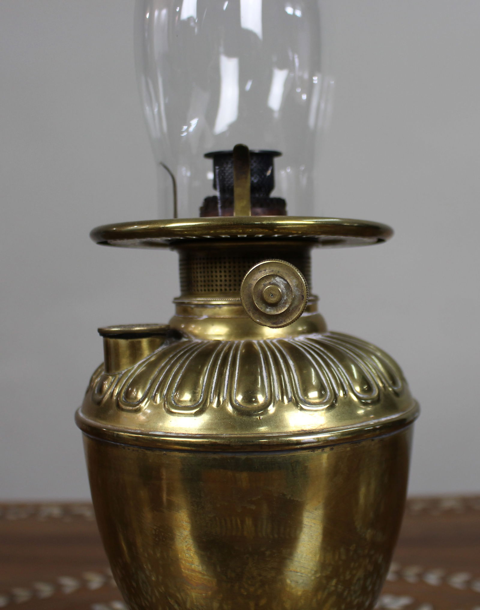 Antique Brass Oil Lamp by Wright & Butler, Birmingham – “The Union Burner” - 6