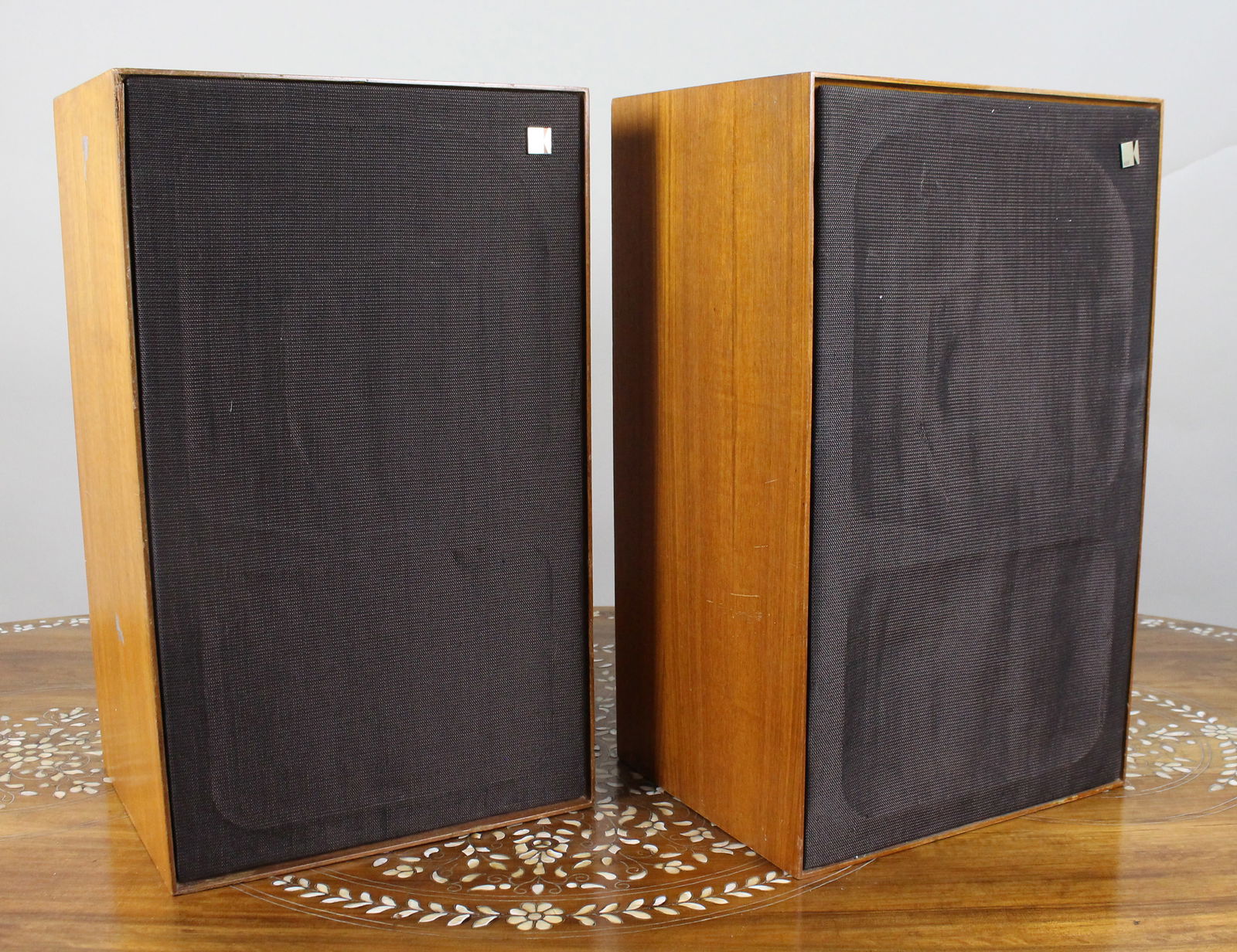 Pair of Vintage KEF Cadenza Loudspeakers – Type SP1024 (1 of 11)