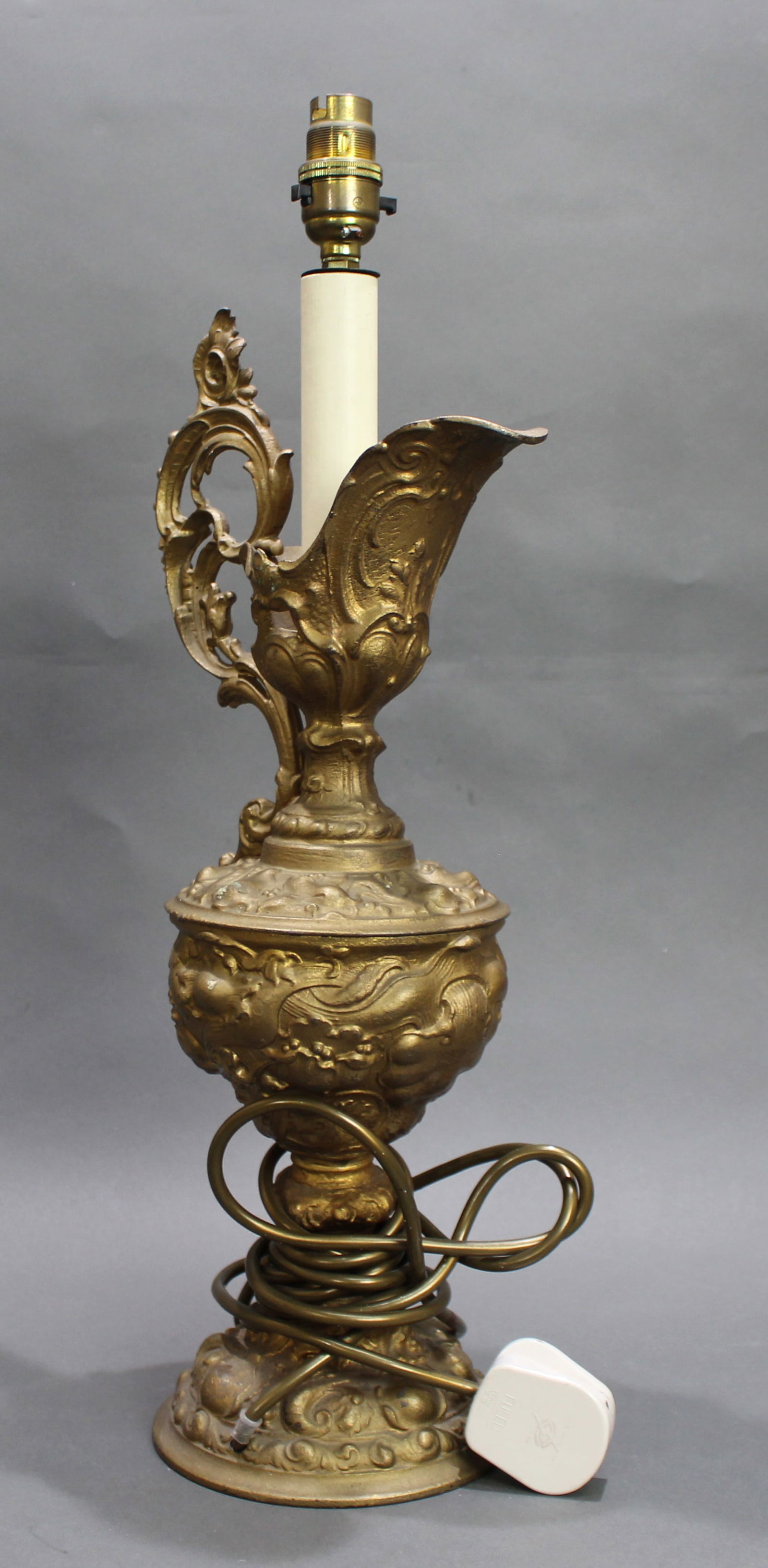 Late 19th c. Gilded Metal Ewer Lamp – Later Electrified - 8