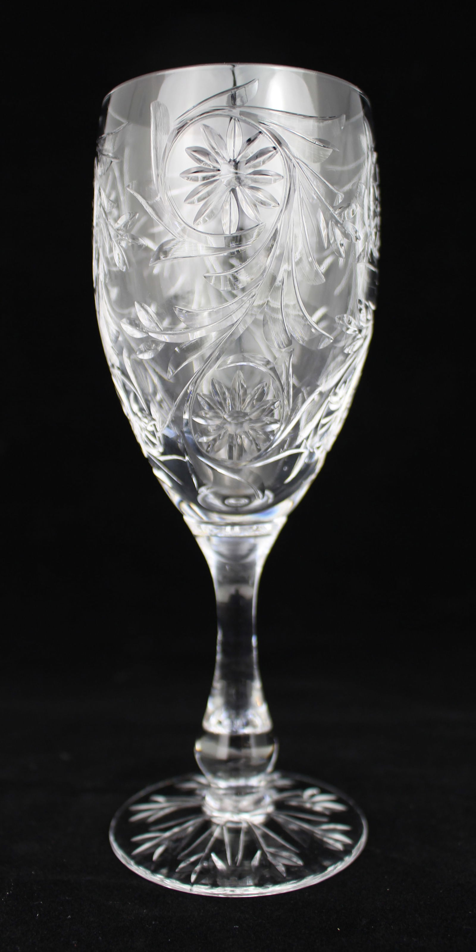 Set of 8 Tudor Crystal ""Catherine of Aragon"" Wine Glasses - 3