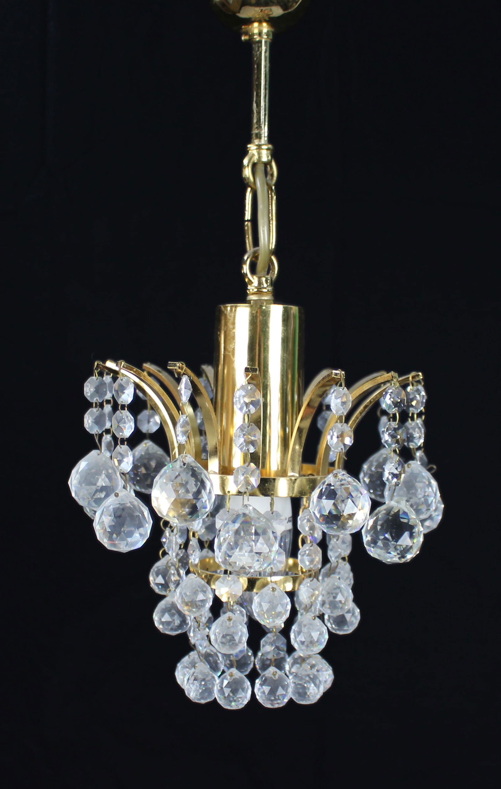 Fine Vintage Crystal Gold Plated Single Light Chandelier - 4