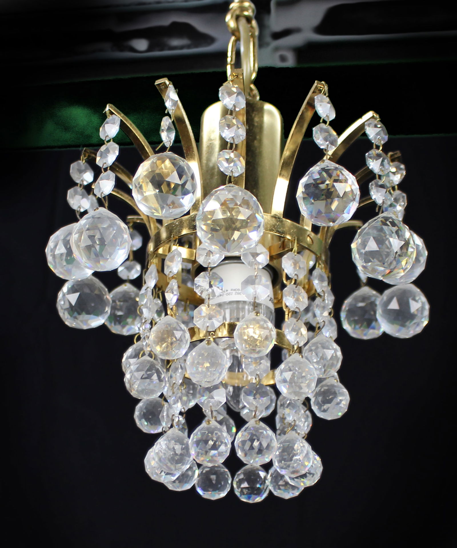 Fine Vintage Crystal Gold Plated Single Light Chandelier - 5