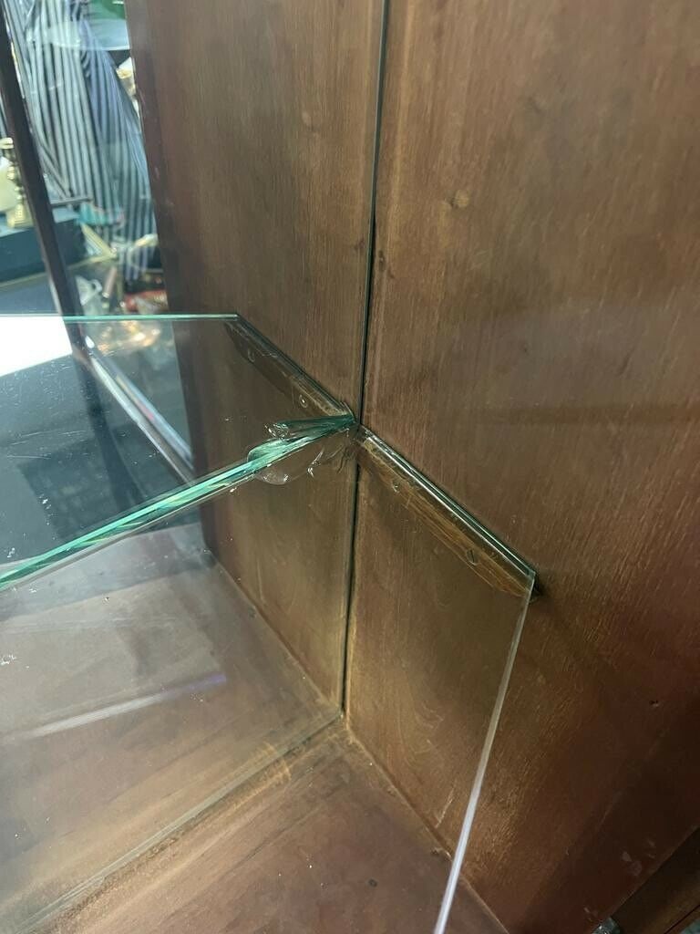 Fine 19th c. Mahogany Inlaid Mirrored Display Cabinet - 7