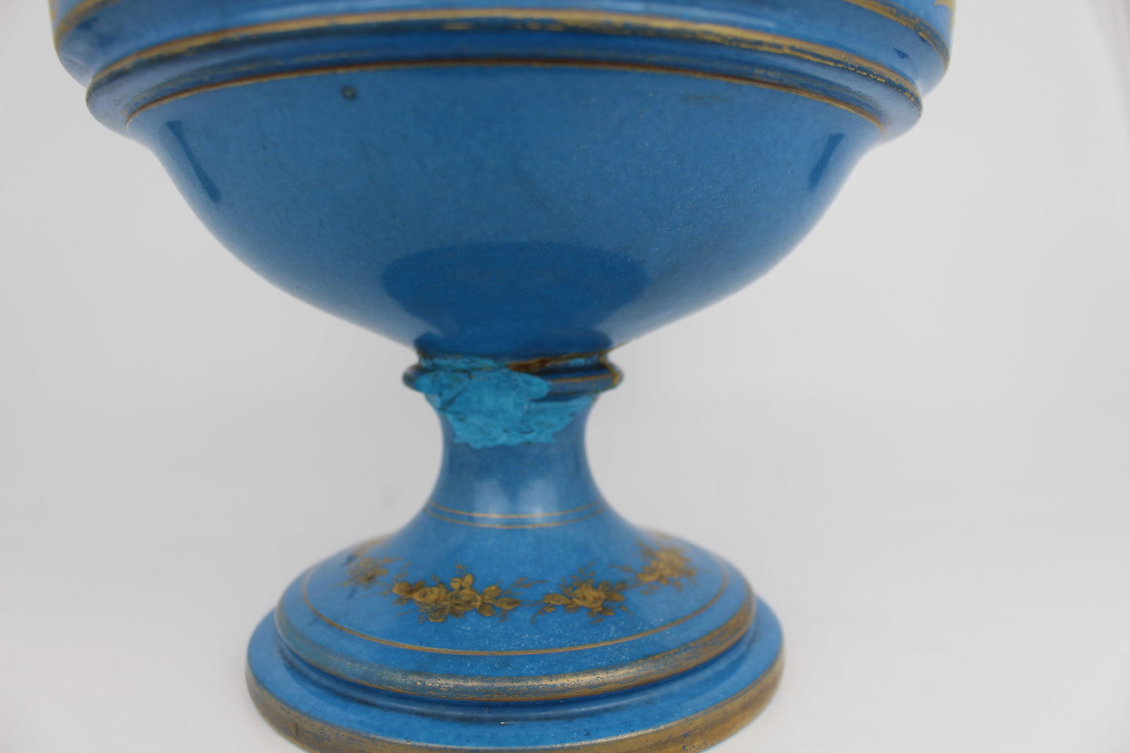 Large Late 19th Century Sèvres-Style Bleu Céleste Porcelain Vase - 18