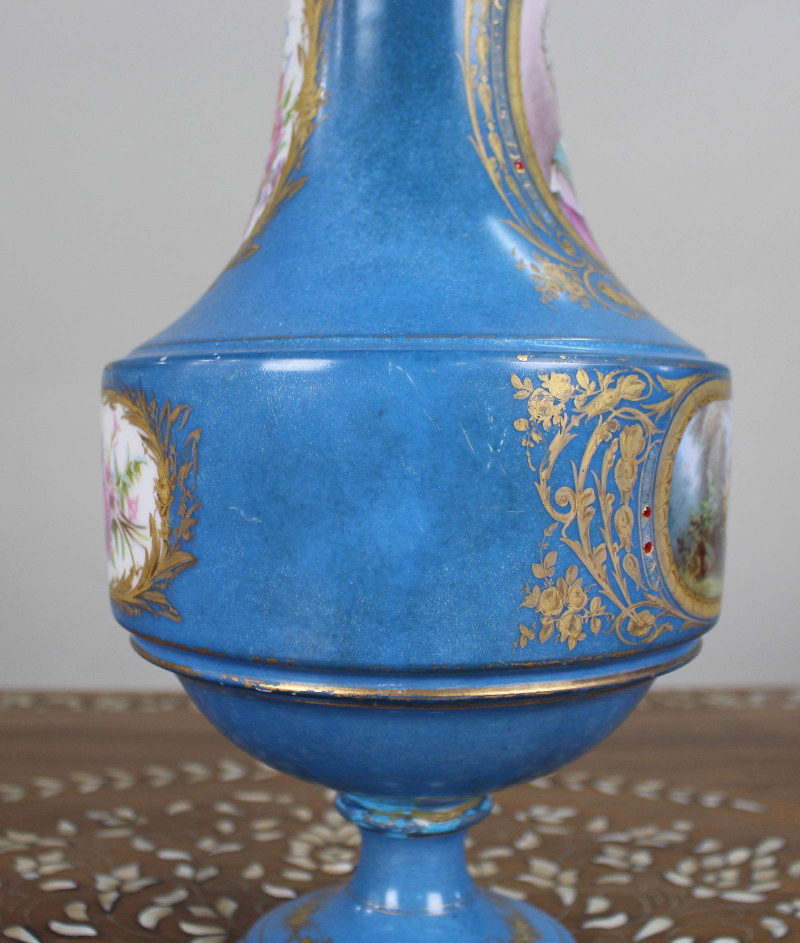 Large Late 19th Century Sèvres-Style Bleu Céleste Porcelain Vase - 4