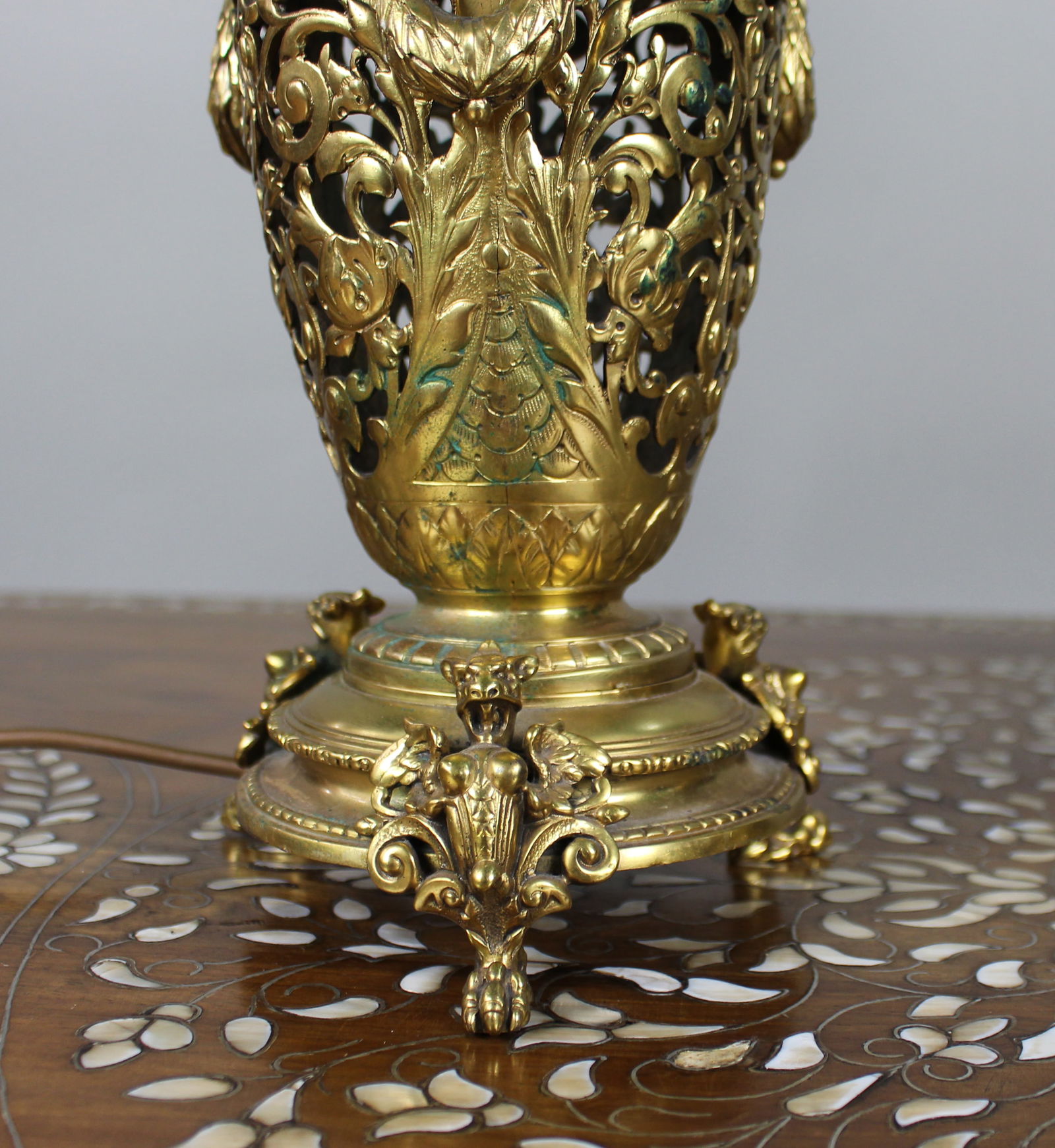 Pair of 19th Century French Ormolu Table Lamps - 10