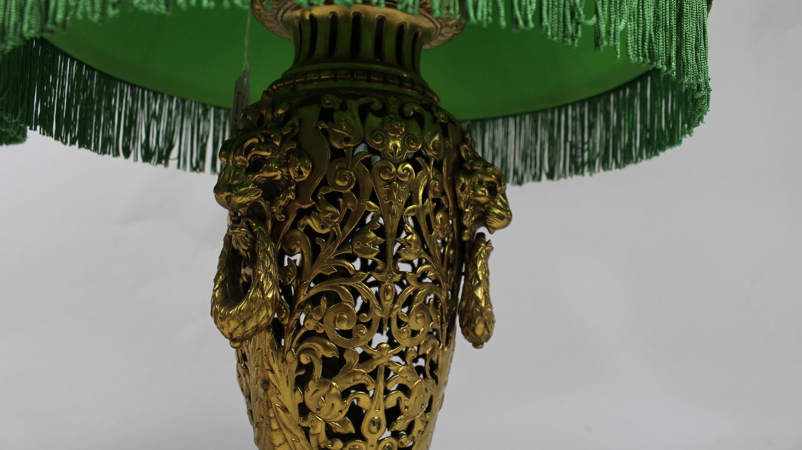 Pair of 19th Century French Ormolu Table Lamps - 15