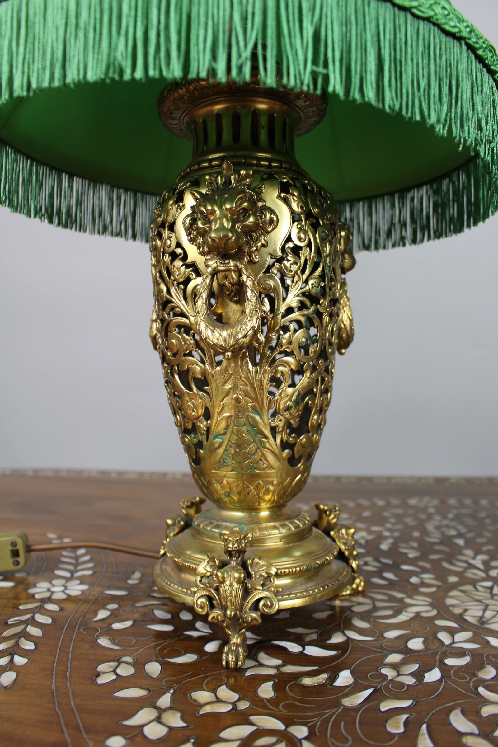 Pair of 19th Century French Ormolu Table Lamps - 3