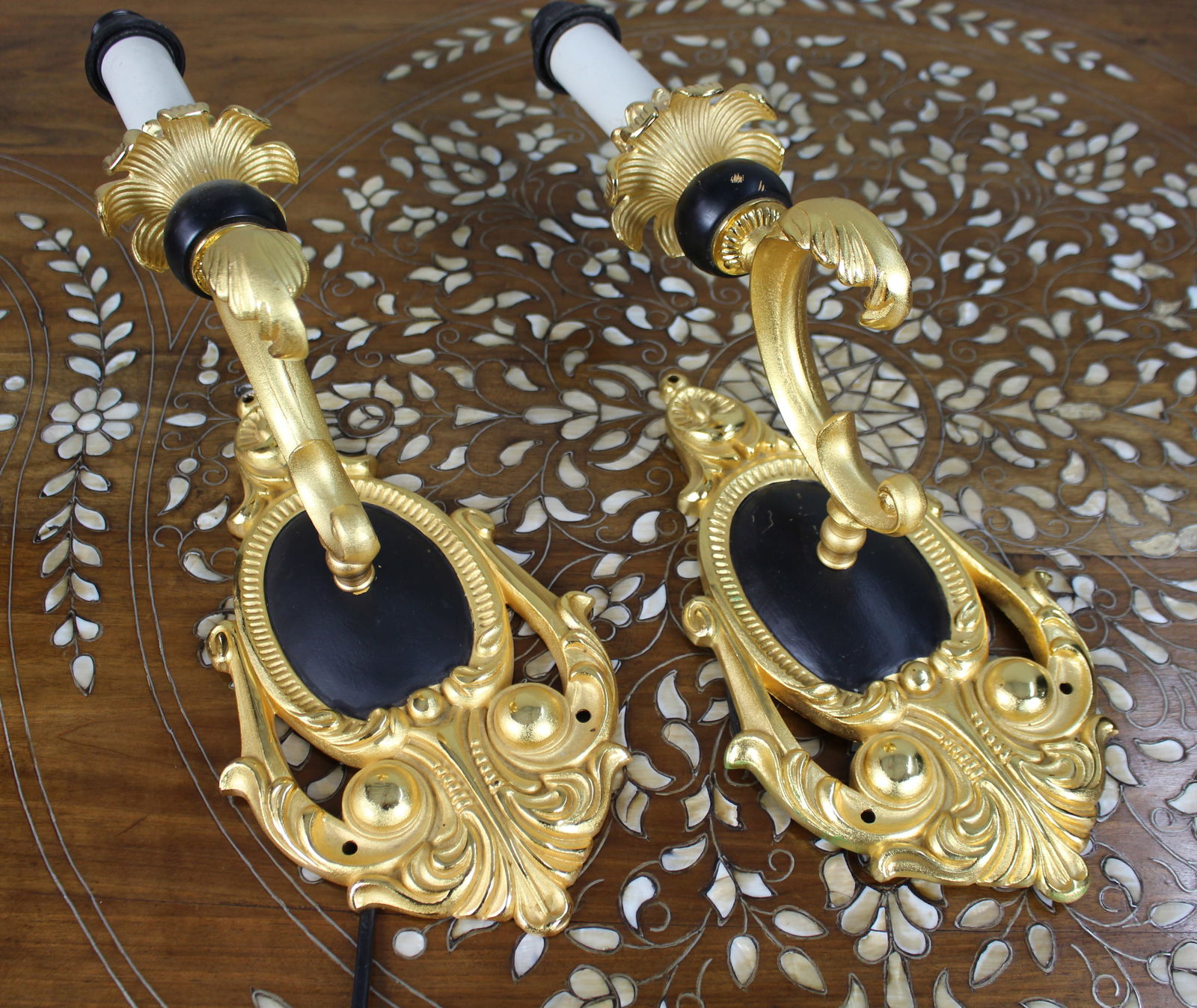 Pair of Vintage Italian Gilt Metal Wall Lights - 2