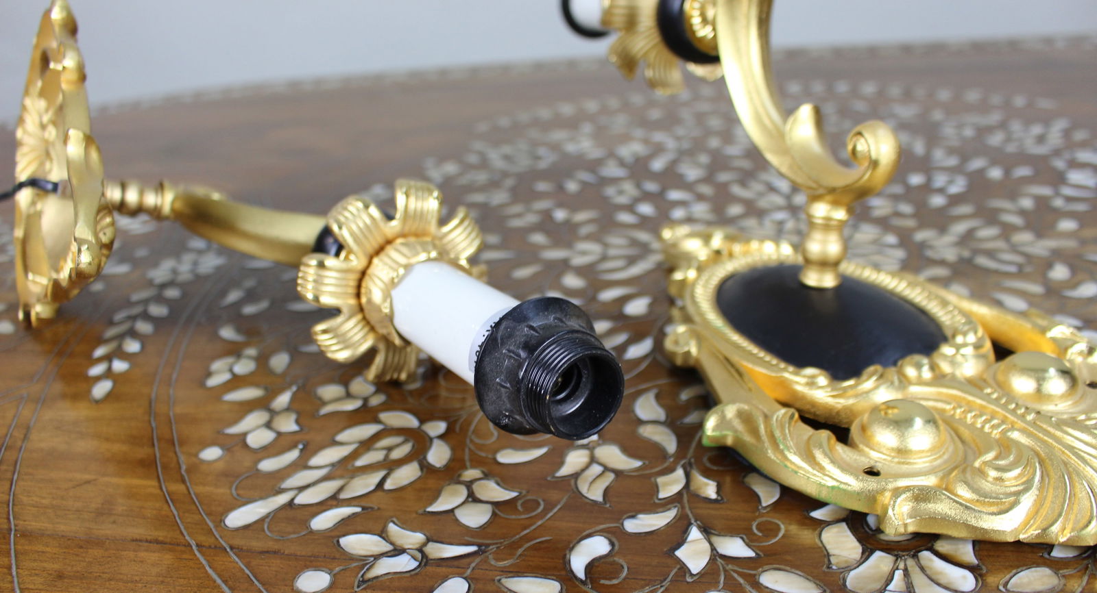 Pair of Vintage Italian Gilt Metal Wall Lights - 6